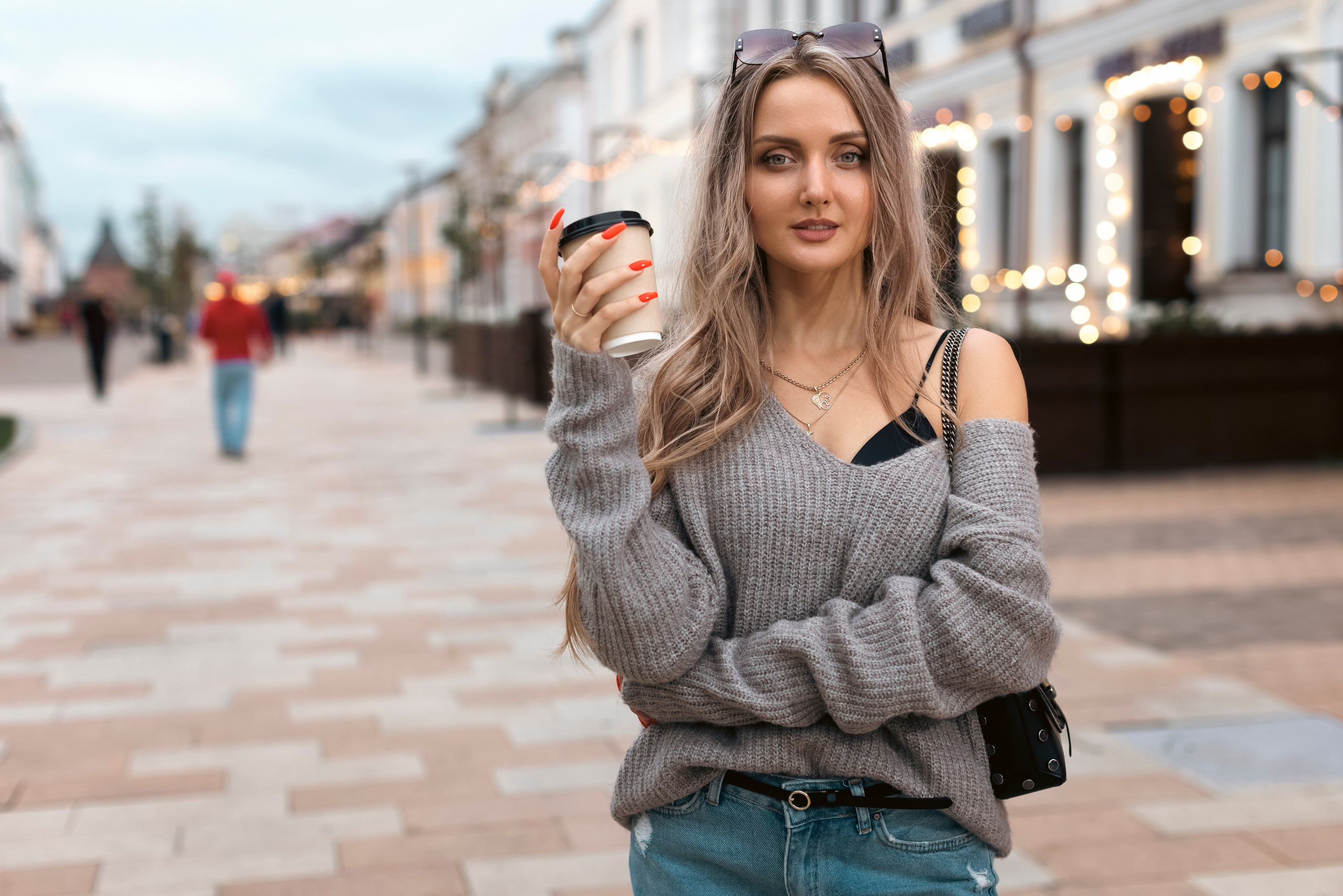 Оля, прогулочная фотосессия девушки в Туле, Искра. Фотограф в Туле — Борисов Николай