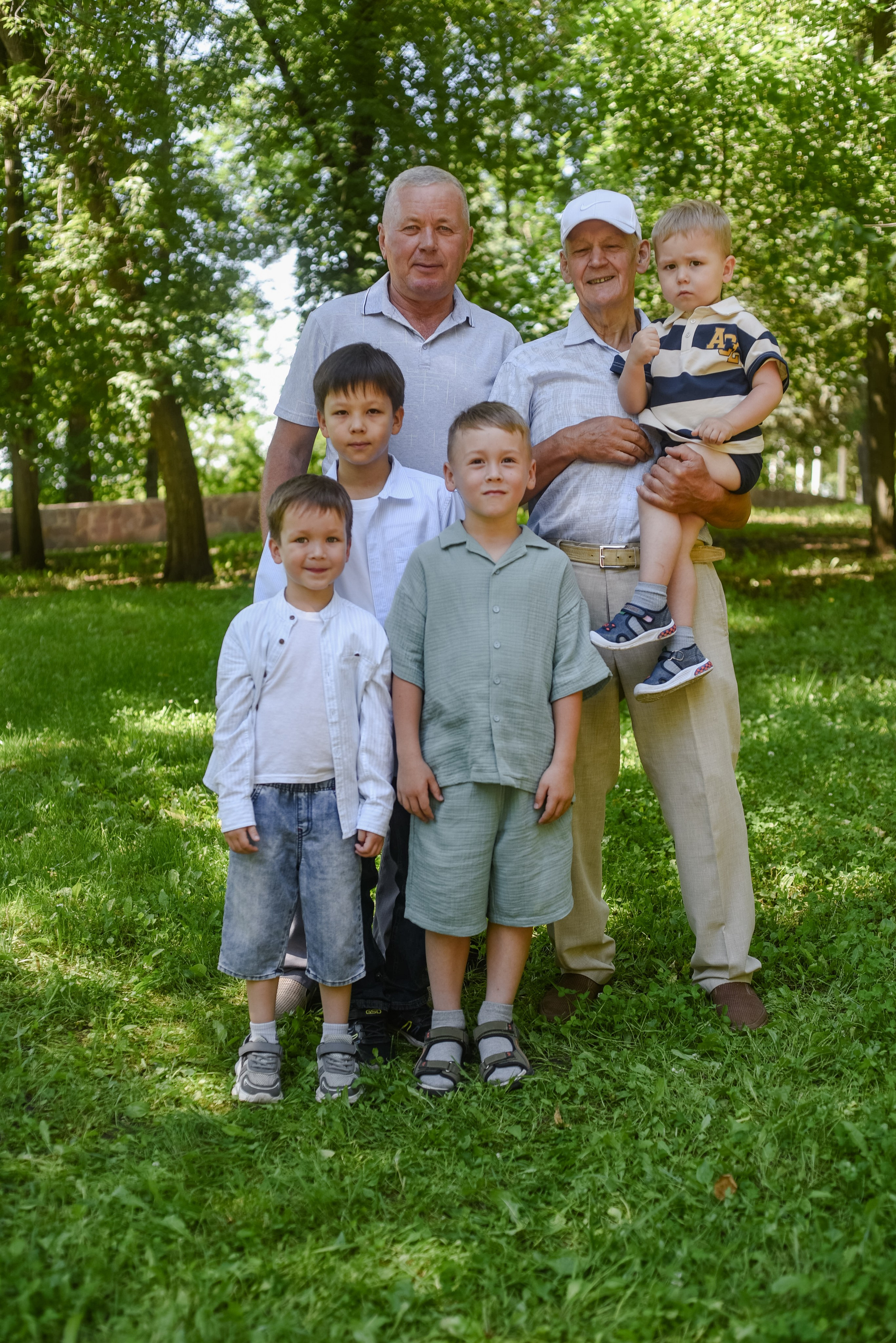 Семейная съемка в парке. Семейный и свадебный фотограф в г. Уфа Динара