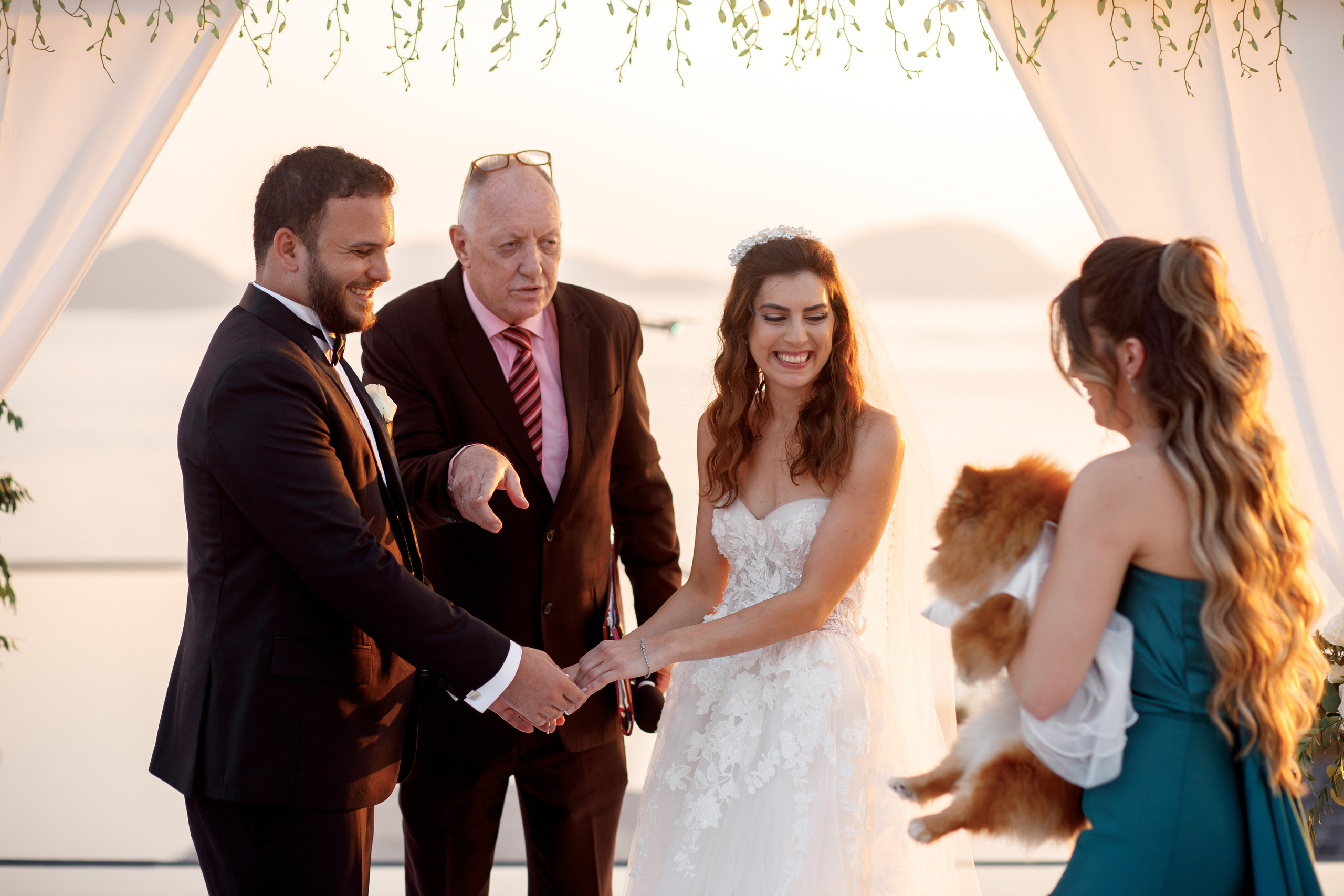 Свадьба с гостями на Пхукете. Фотограф на Пхукете в Таиланде