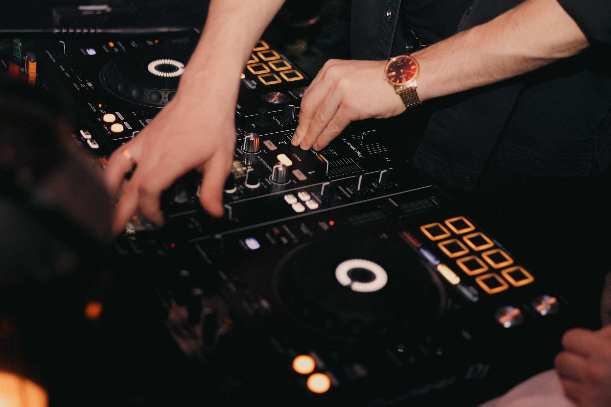 Искра Black. Фотограф Мария Лаенко