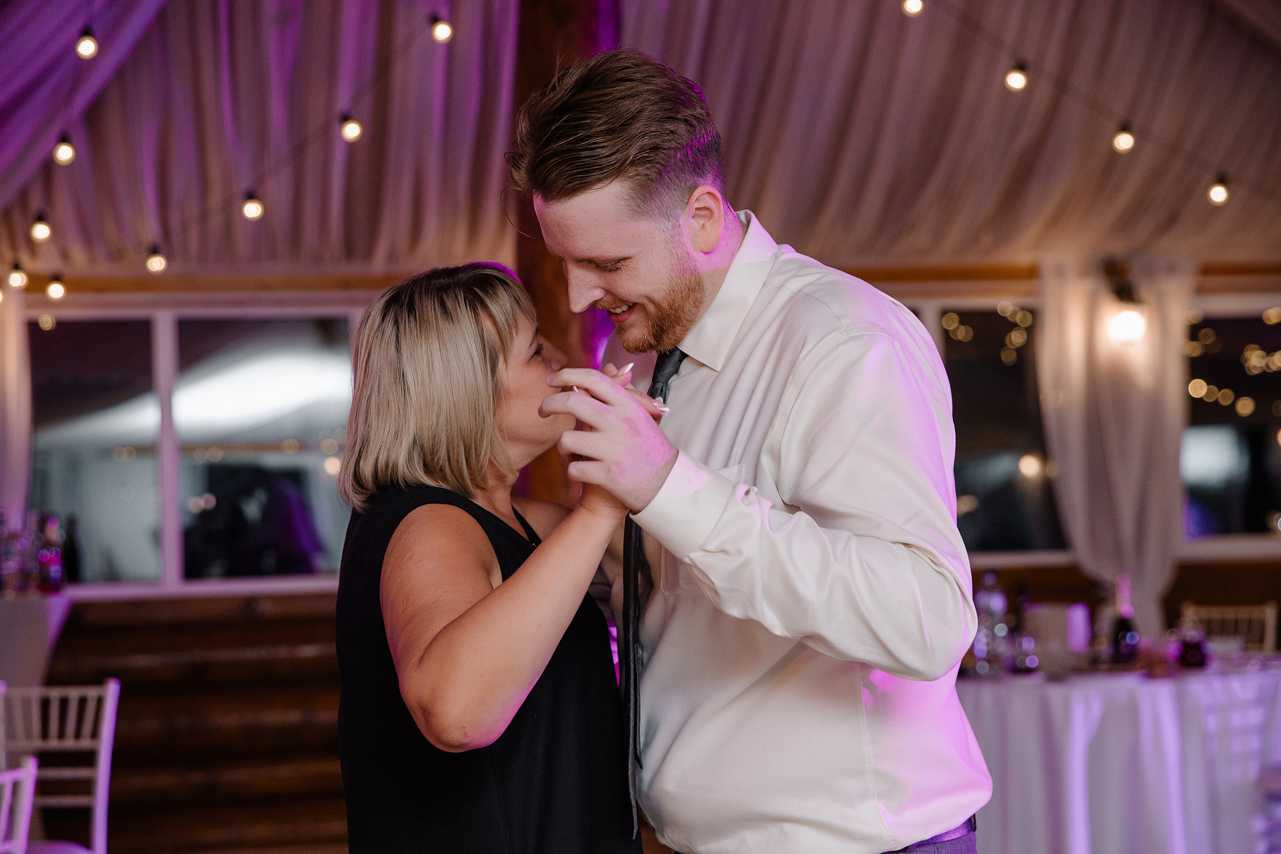 Камерная русско-американская свадьба, когда любовь побеждает все. Свадебный фотограф в Воронеже Алексей Логинов