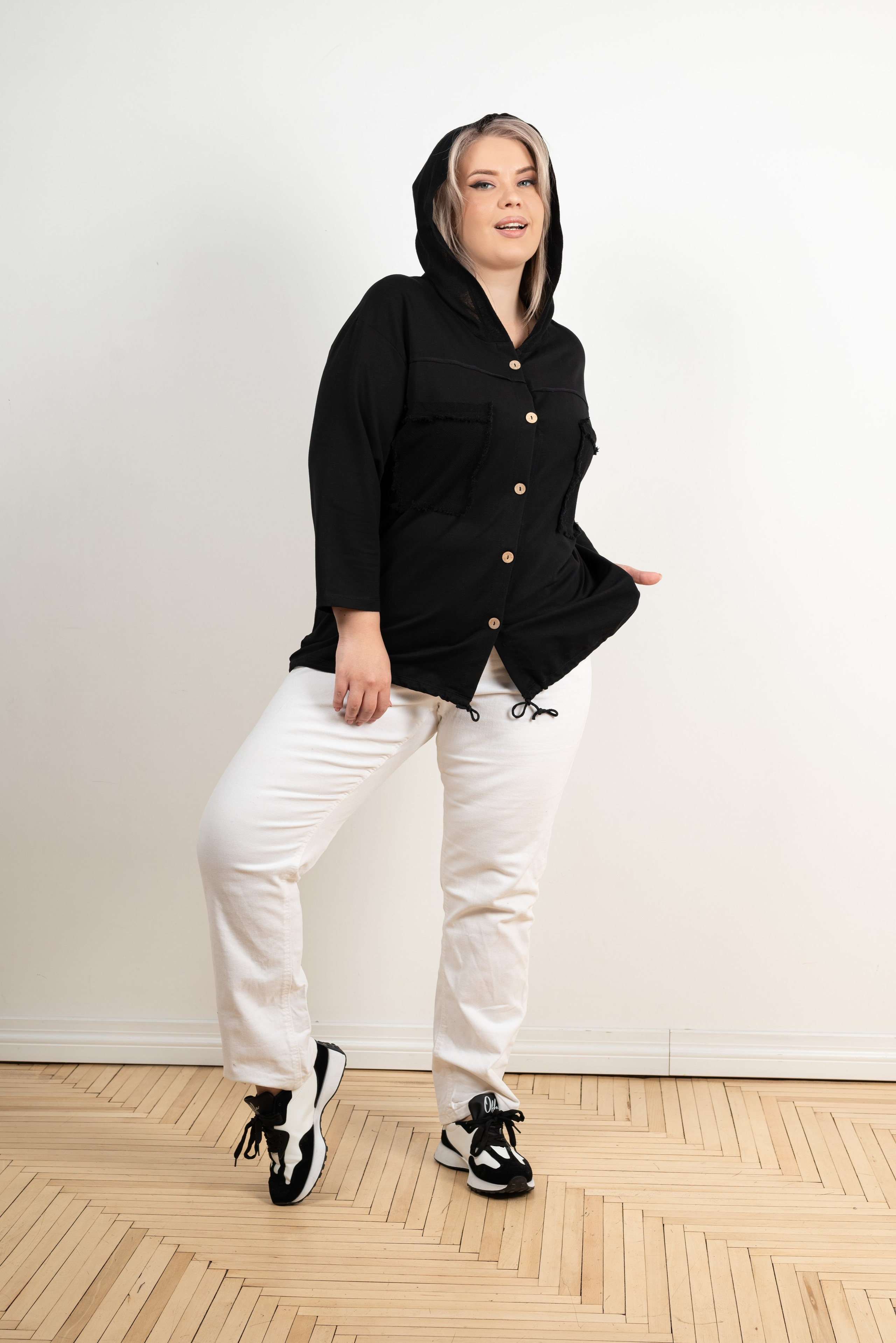 Футболки и костюмы plus size. Предметный фотограф, фото для маркетплейсов Пятигорск, КМВ