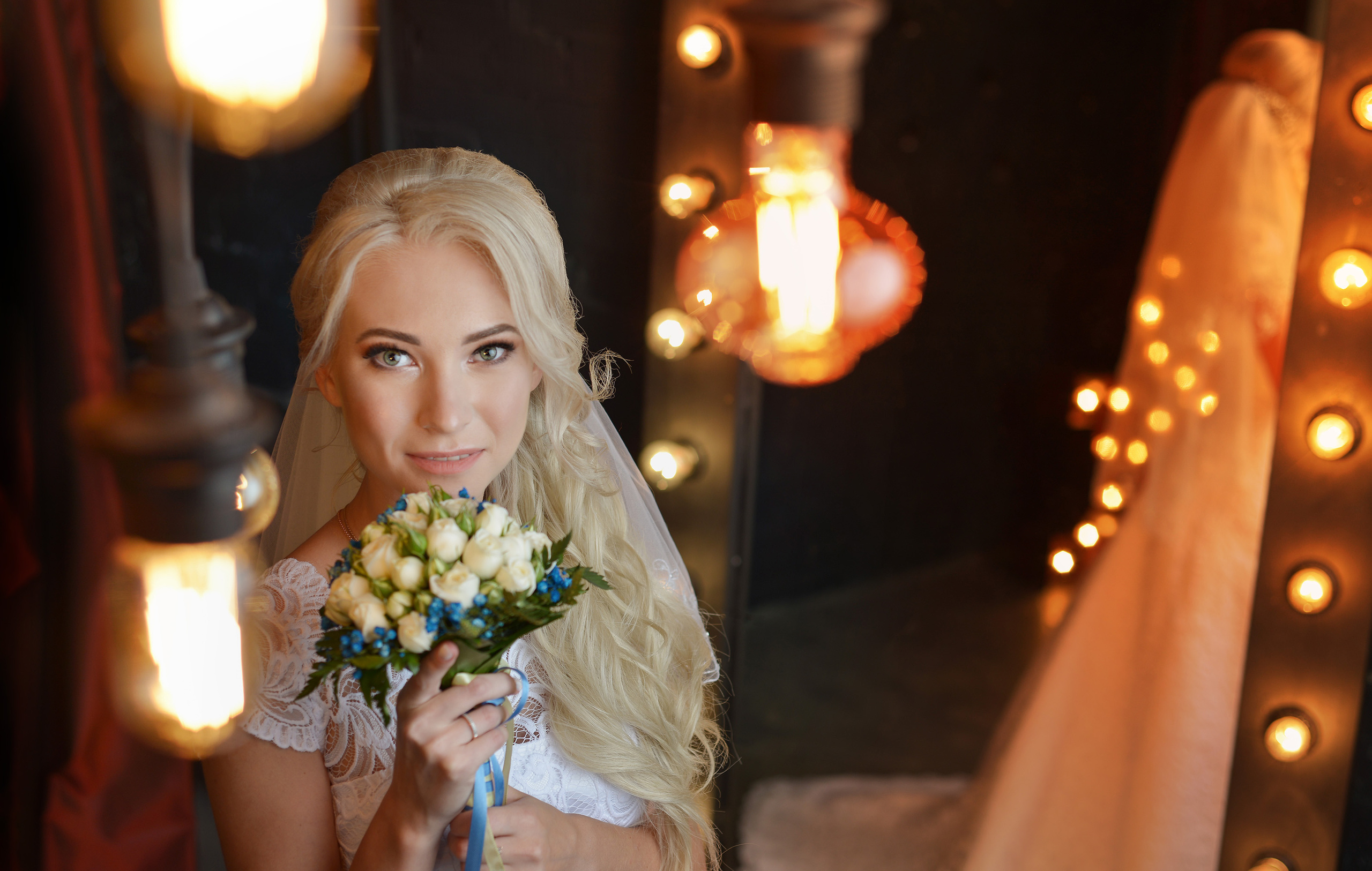 Фотограф в Самаре, невеста, фотография в свадебном платье