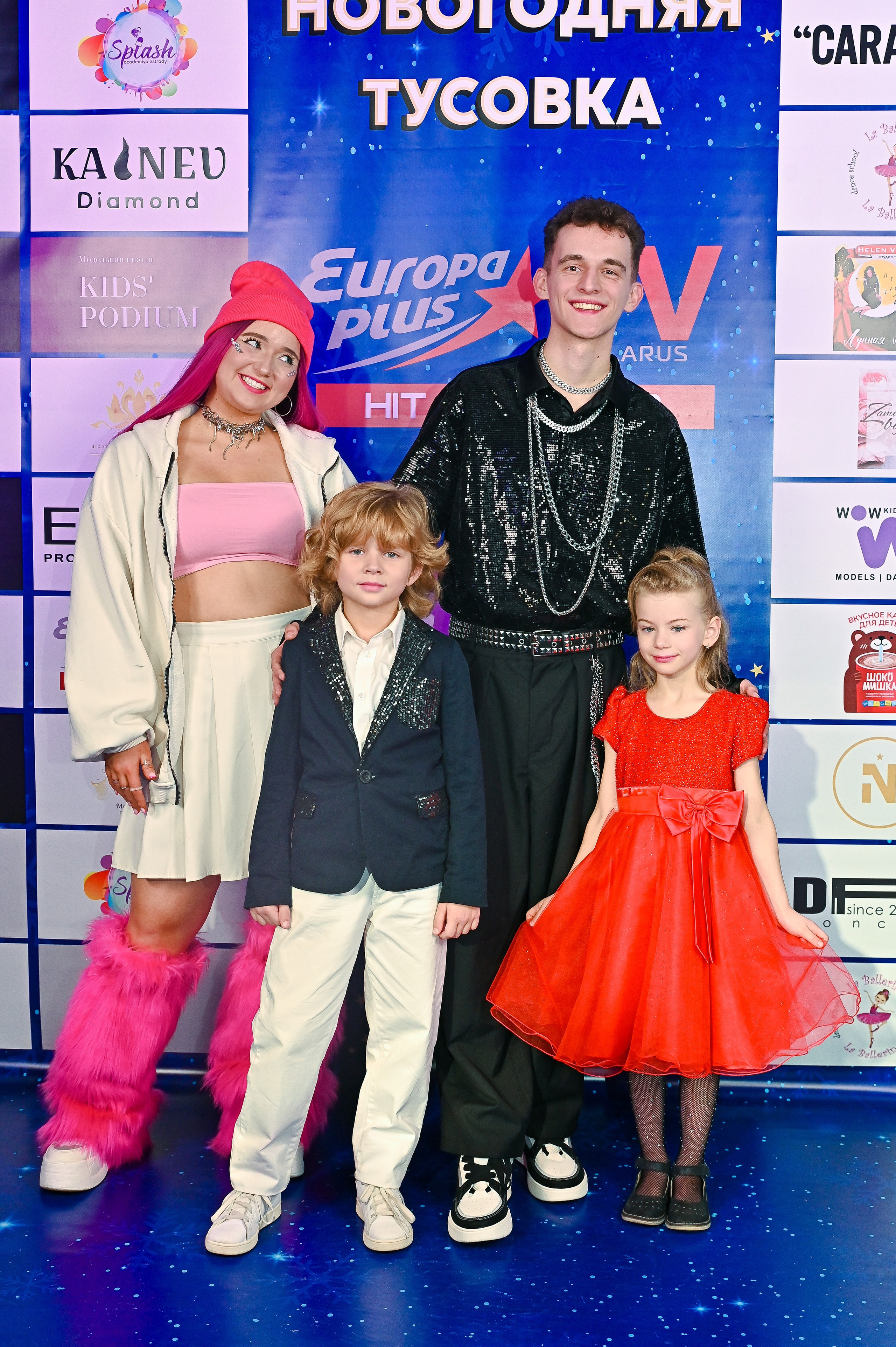 Большая новогодняя тусовка. Фотоуслуги, услуги фотографа, фотографирование важных событий