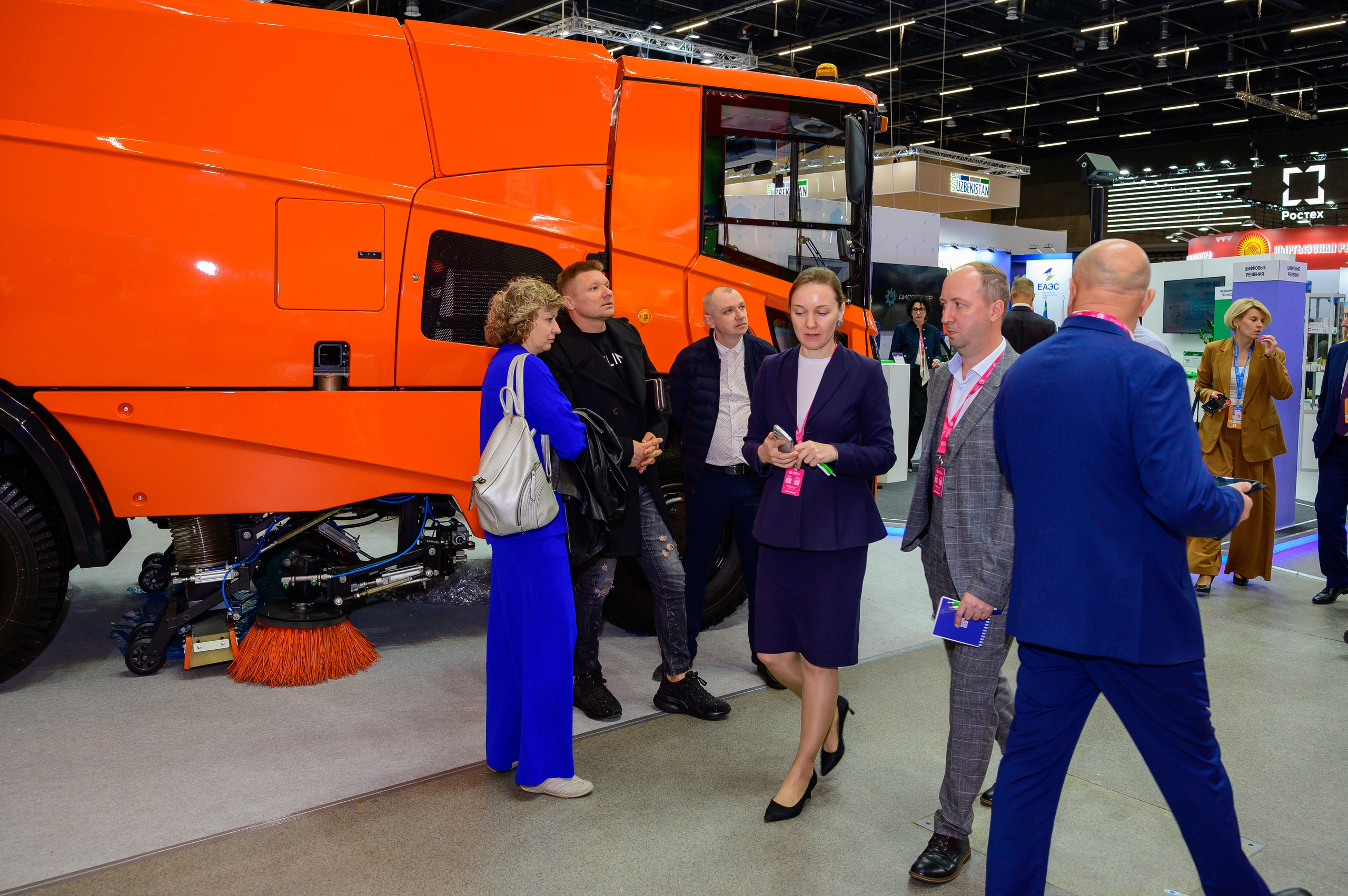 BigindustrialweekBelarus. Фотоуслуги, услуги фотографа, фотографирование важных событий