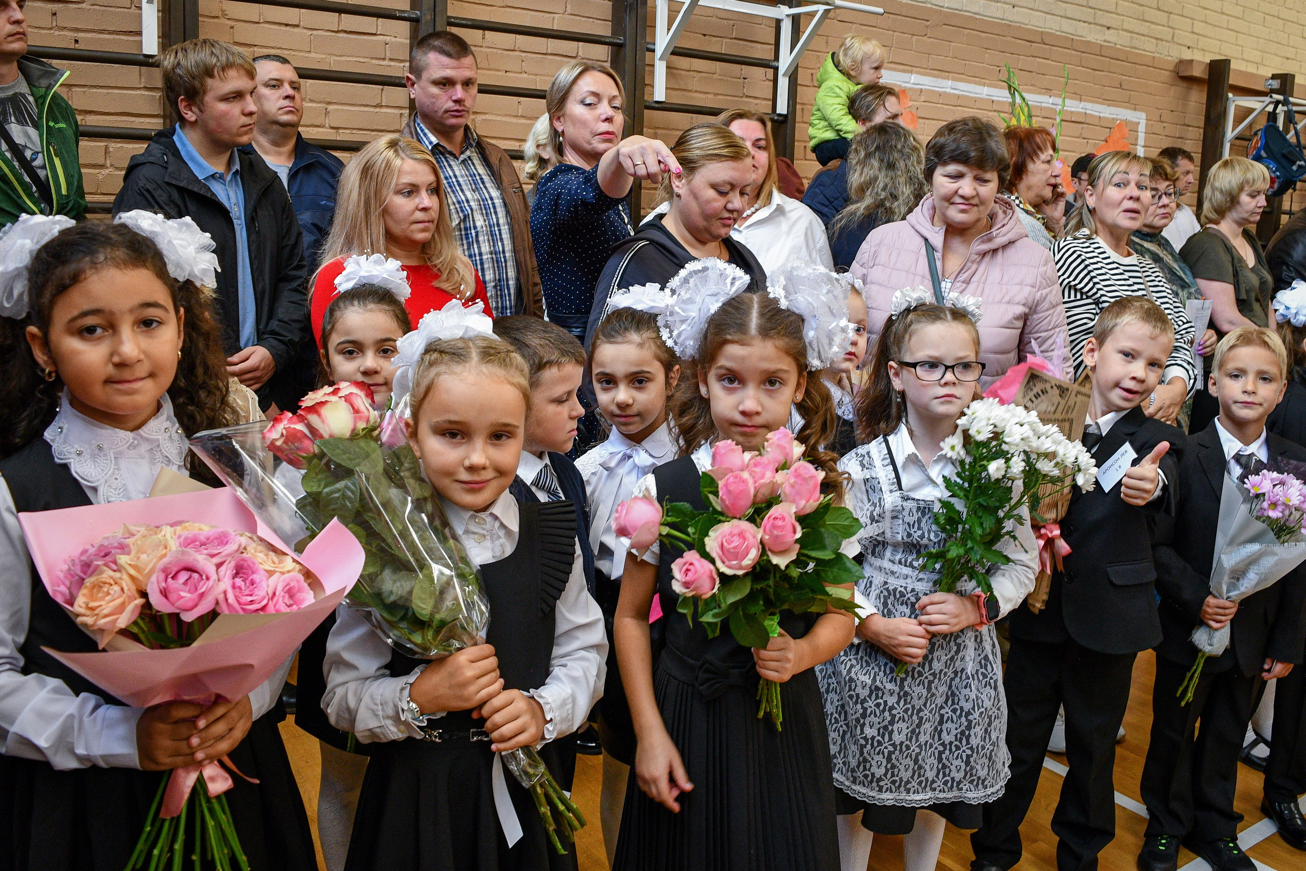 Линейка в 1 классе. Фотограф в Санкт-Петербурге Ксения Яковчук