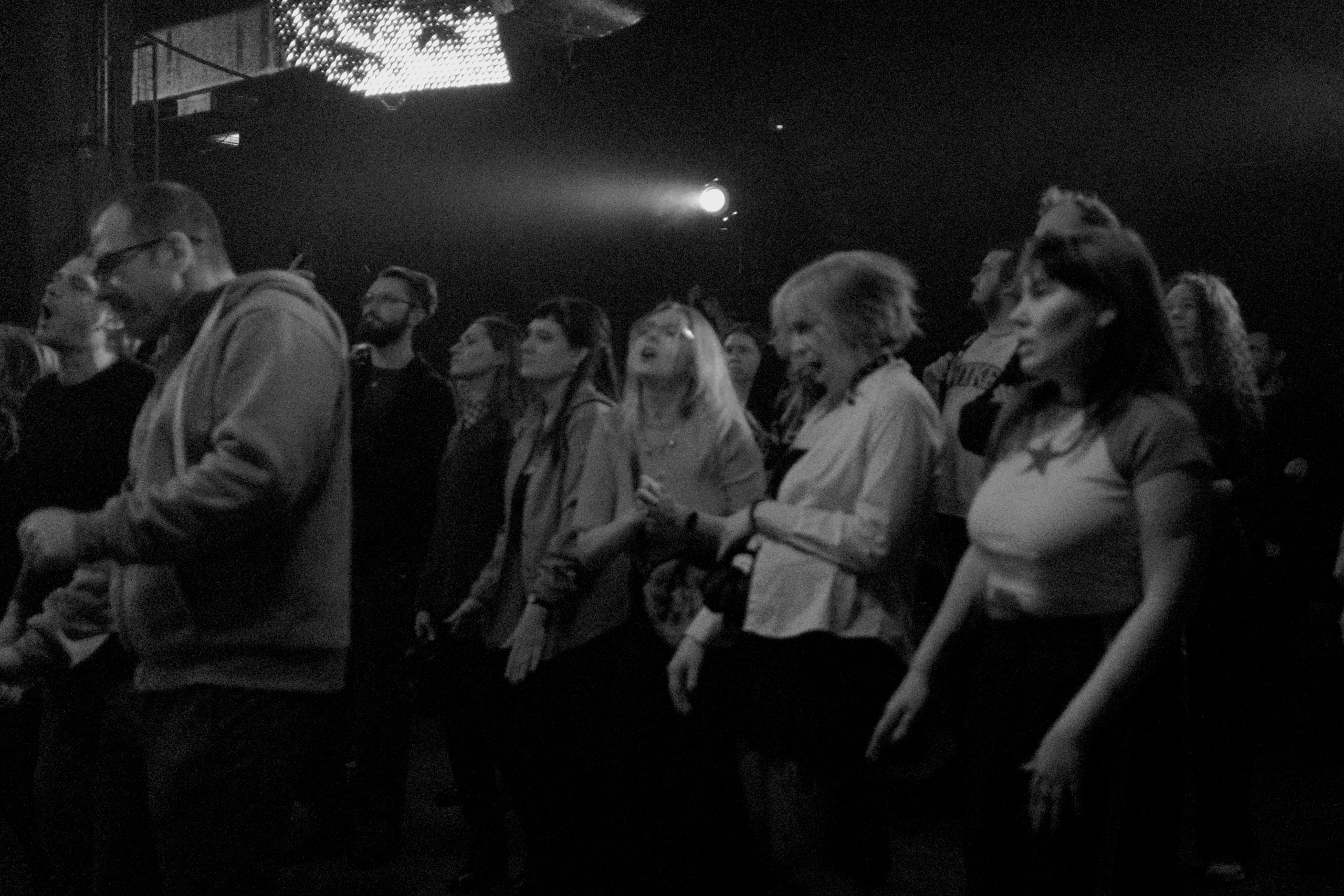 RASPUTNIKI. 20.12.2025. Репортажный фотограф в Санкт-Петербурге Даниил Могута