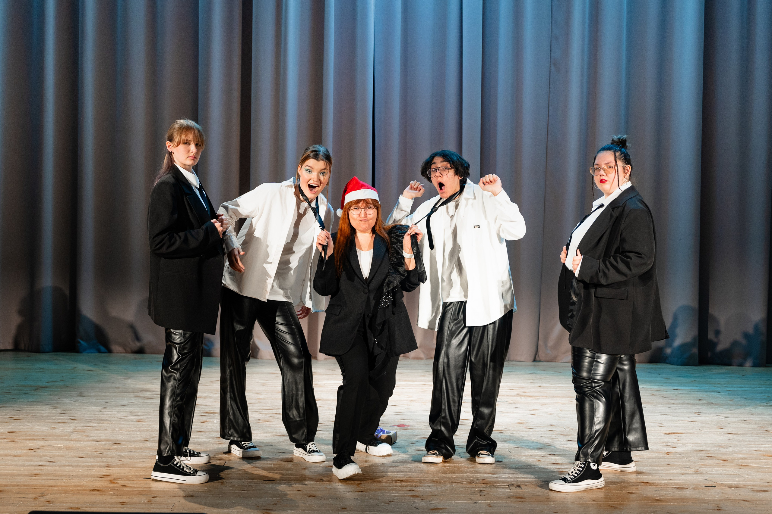 Концерт ДК Буривестник. Фотограф Никита Комаров