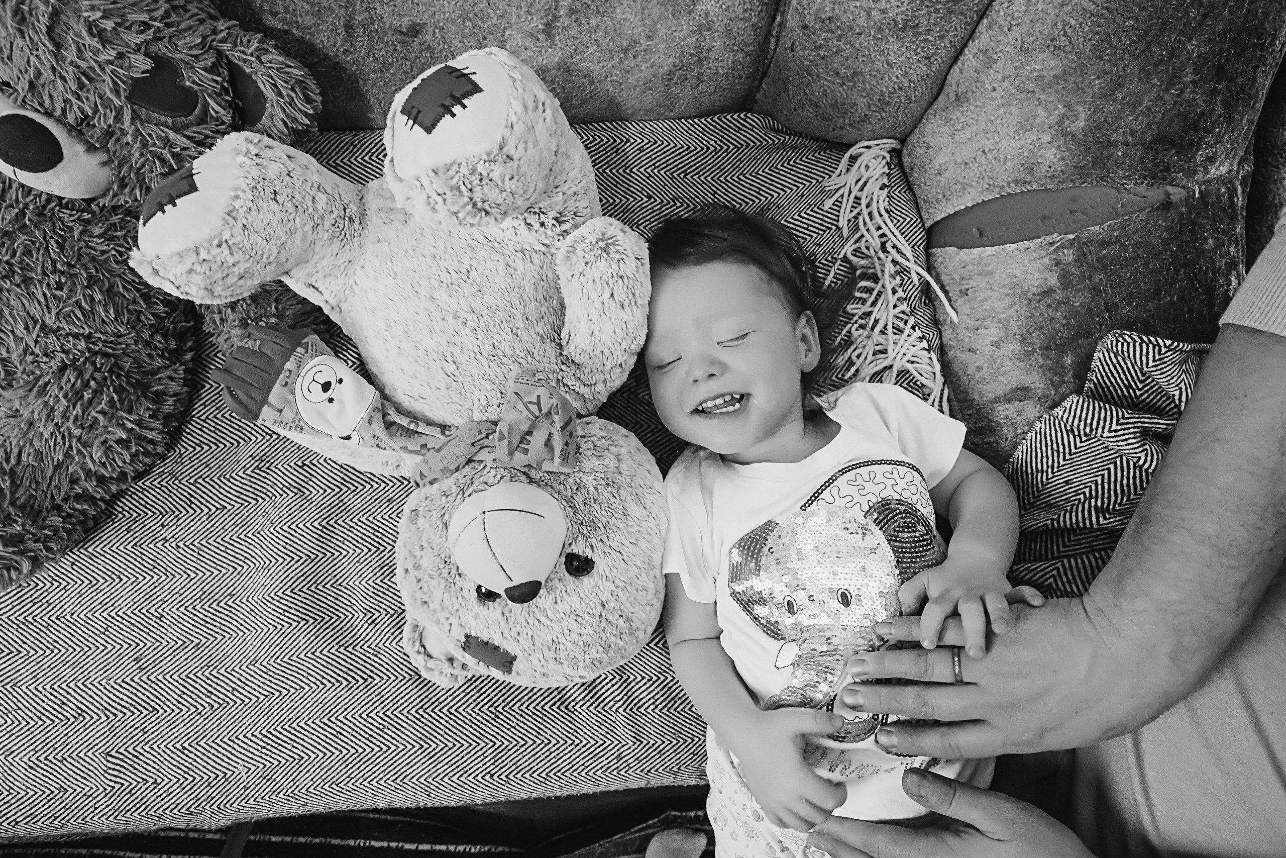 Большая семья репортаж. Семейный фотограф Тюмень, фотограф на роды Салмина Мария