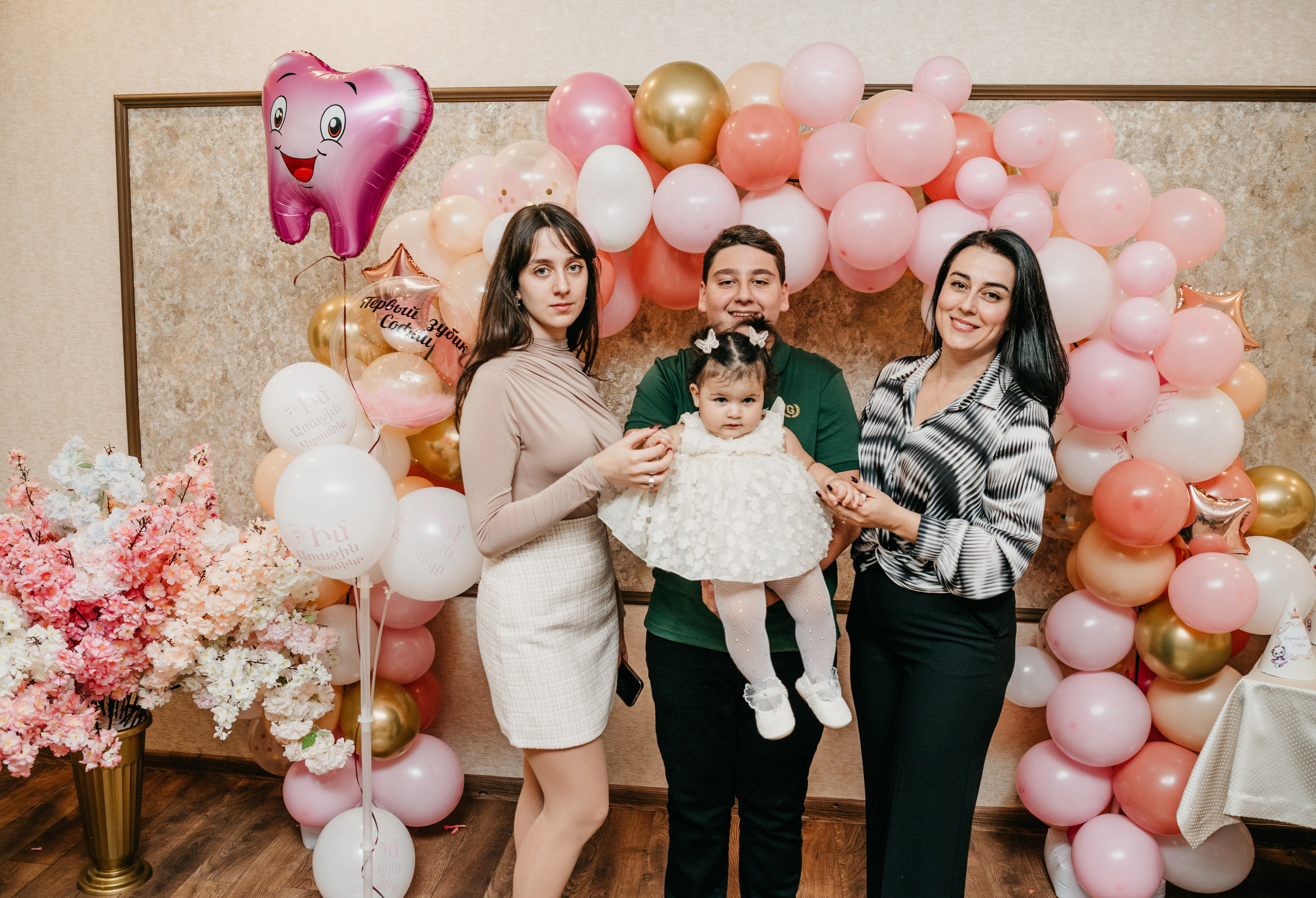 ДЕНЬ РОЖДЕНИЯ СОФИИ. 1 ГОДИК. Фотограф на выписку из роддома в Москве и МО