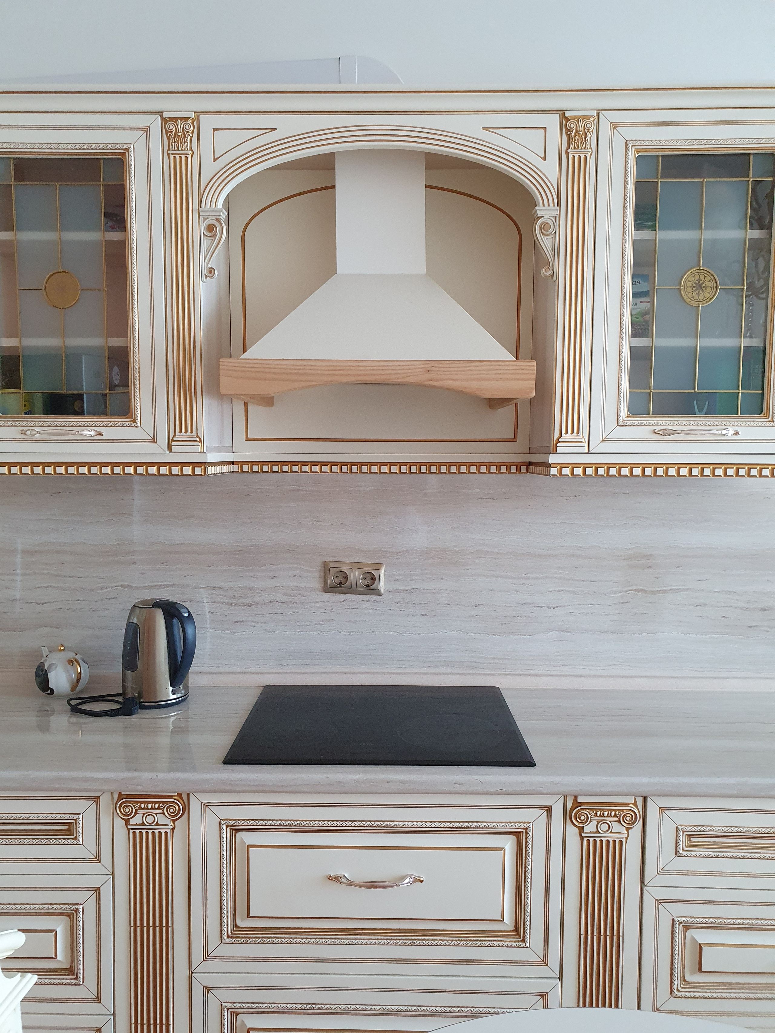 Кухня Котельникова 15. Компания по производству премиальной мебели в городе Владивосток Chezvl