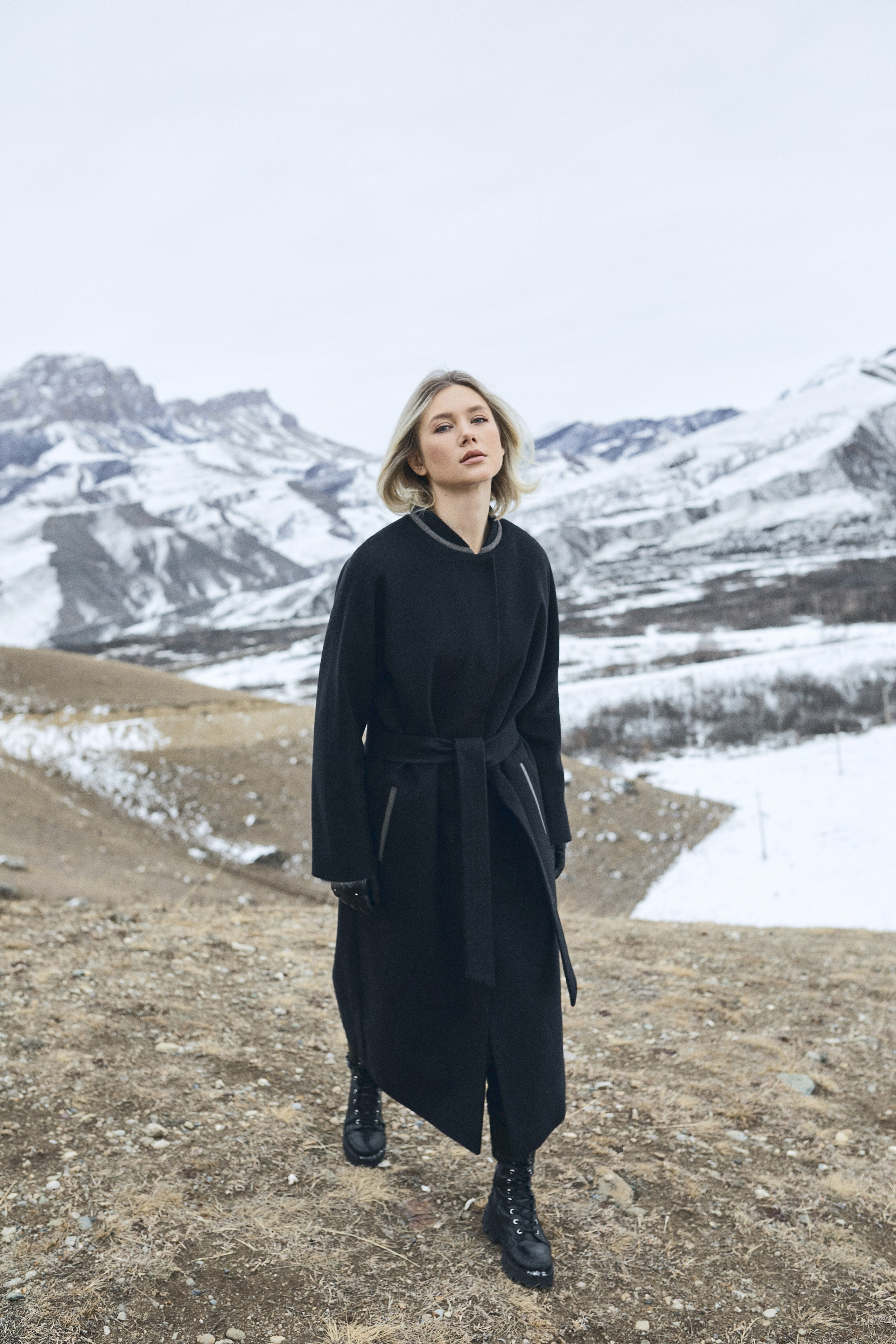 Выездная съемка для бренда одежды. Фотограф Продюсер в горах КБР / Москва  Нальчик Горы