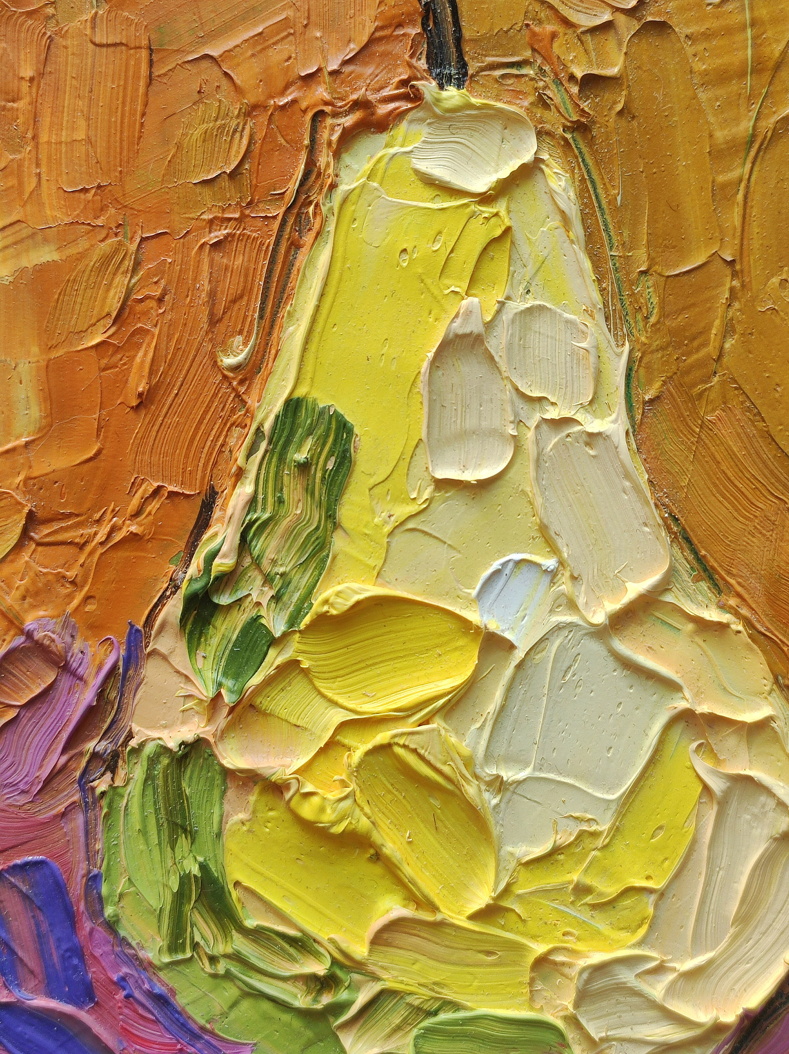 «Груша на оранжевом фоне». Галерея авторских картин художницы Бельмесовой Евгении