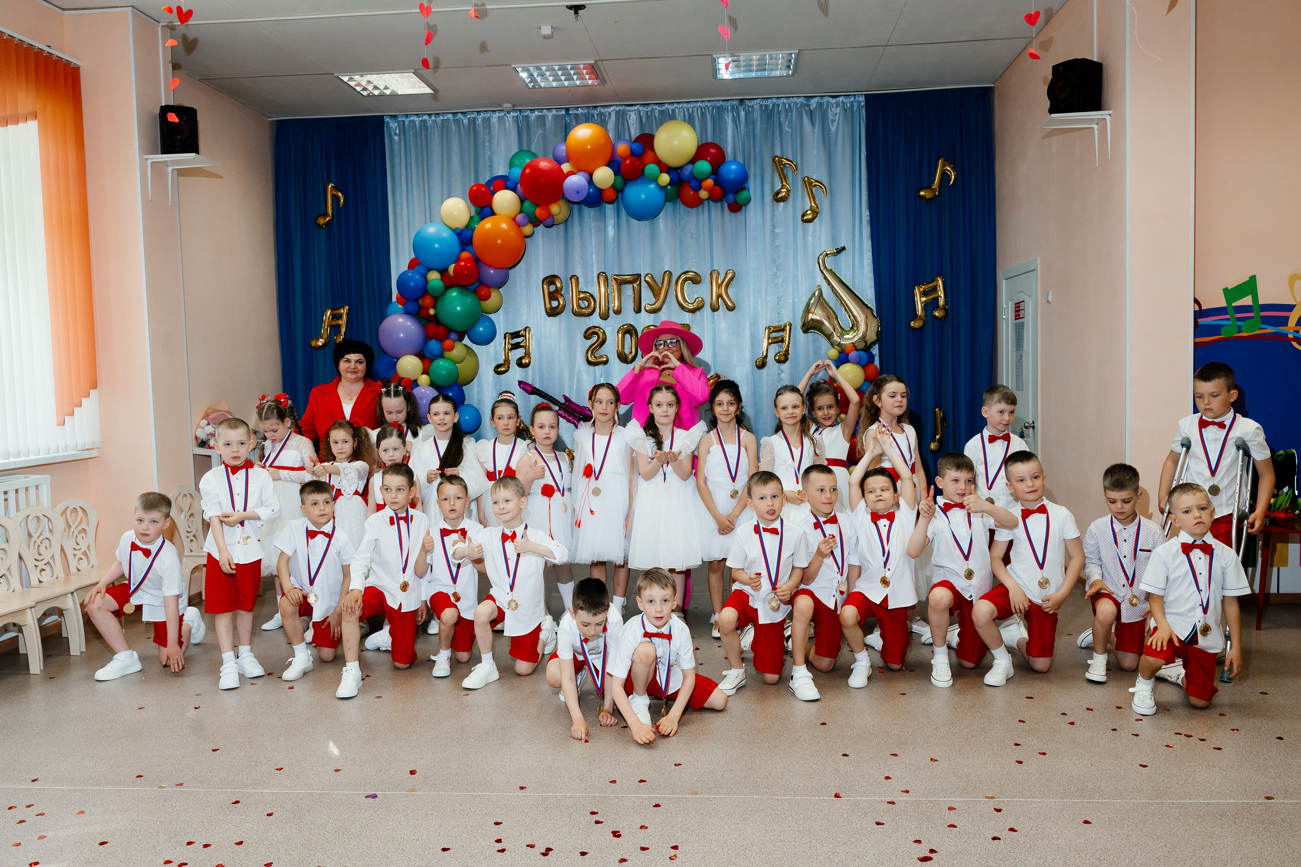 Репортаж с выпускного. Пример 3. Фотограф Ким Наталья в Красноярске