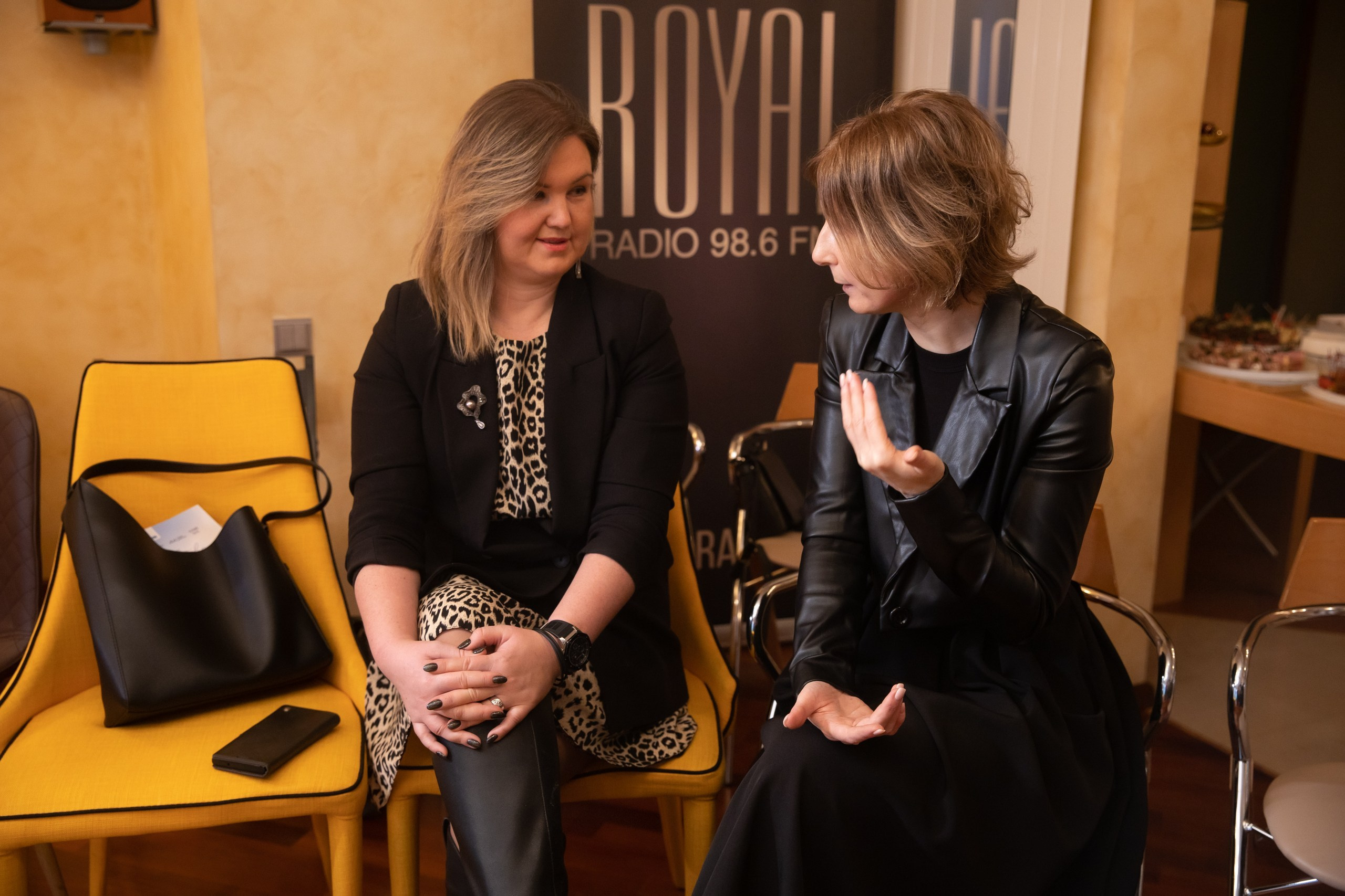 Презентация журнала Business Code на Royal Radio. Портретный фотограф в СПб Ирина Маринина