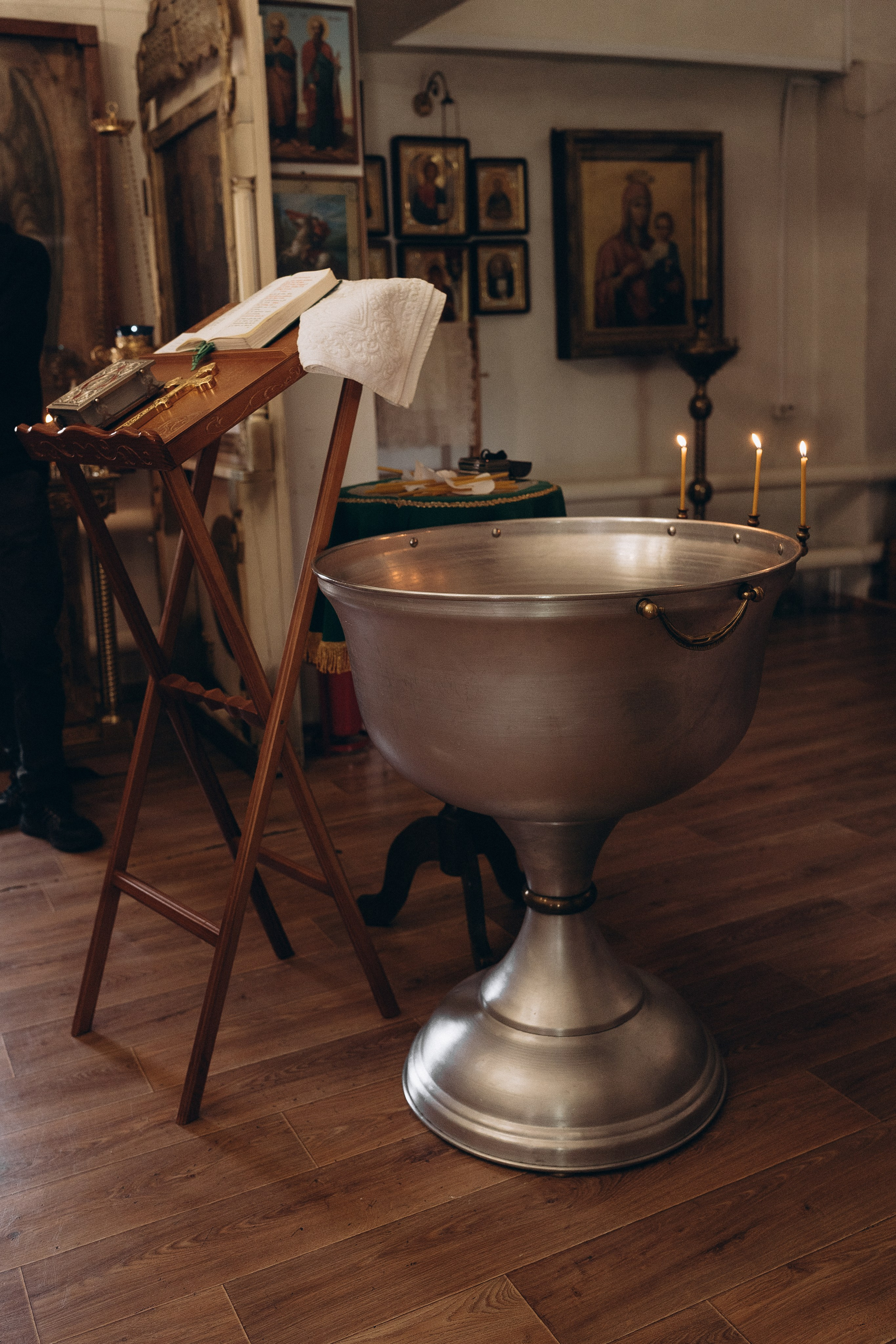 Крещение Михаила в Свято-Никольском храме. Семейный и домашний фотограф в Уфе Ирина Гарасюта