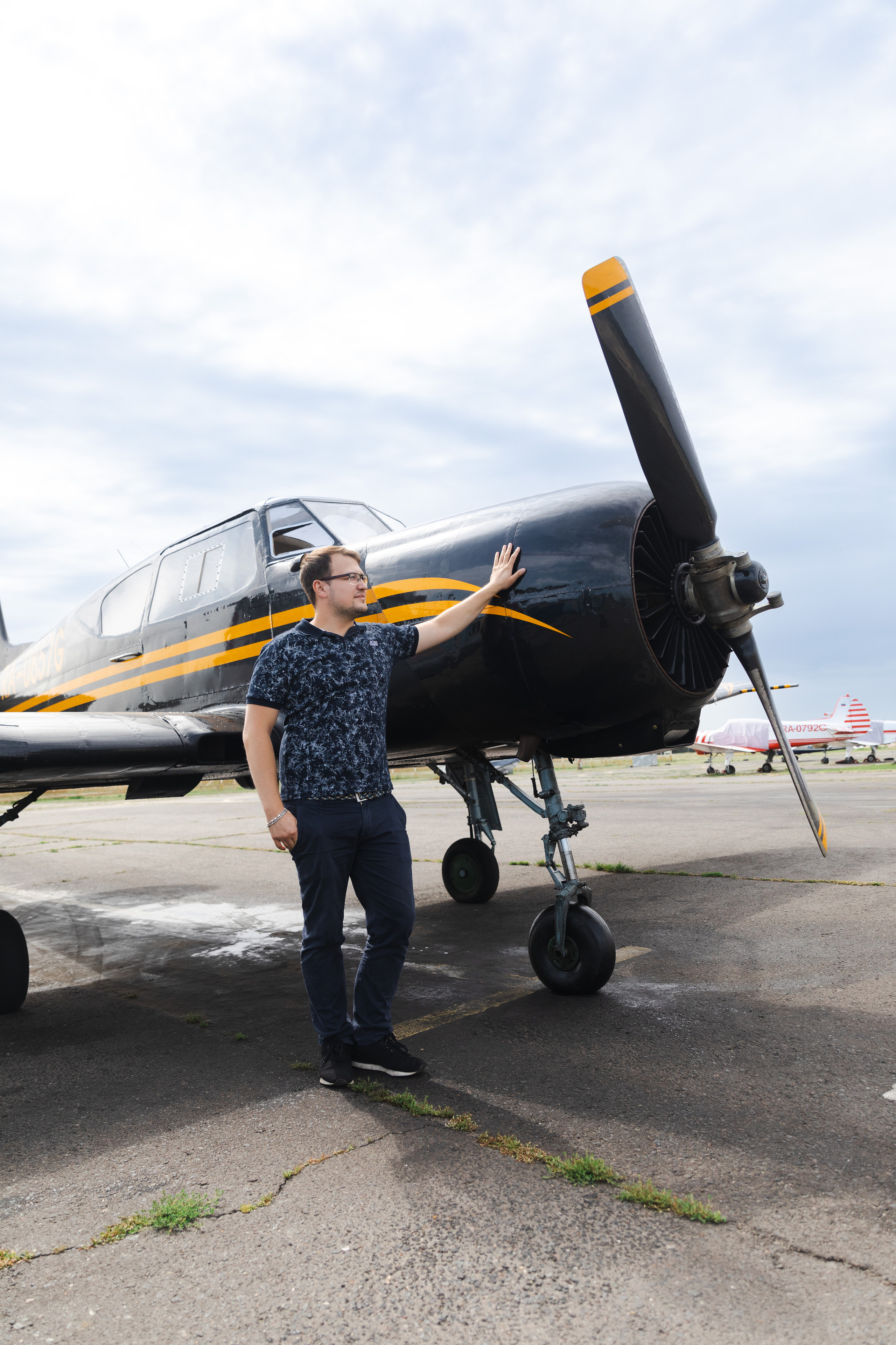 Фотосессия на аэродроме. Роман и Полина. Фотограф Владимир Зиновьев