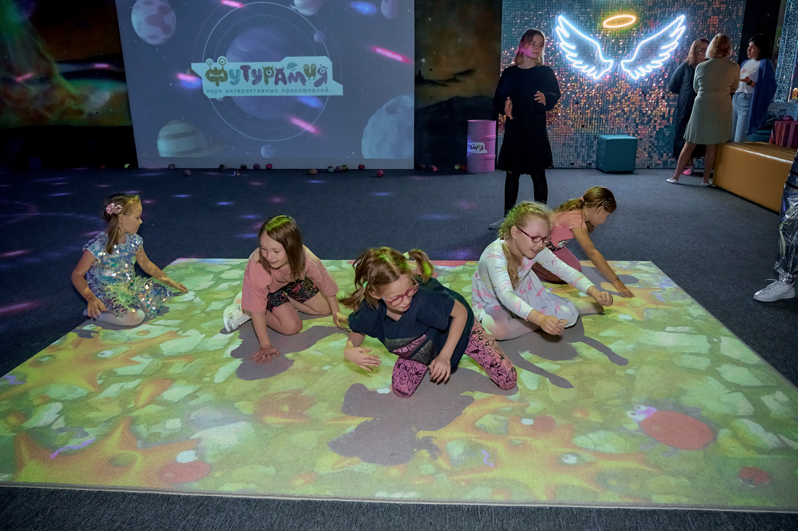 Футурамия. Фотограф в Екатеринбурге Наталия Нарышкина, бизнес контент, танец