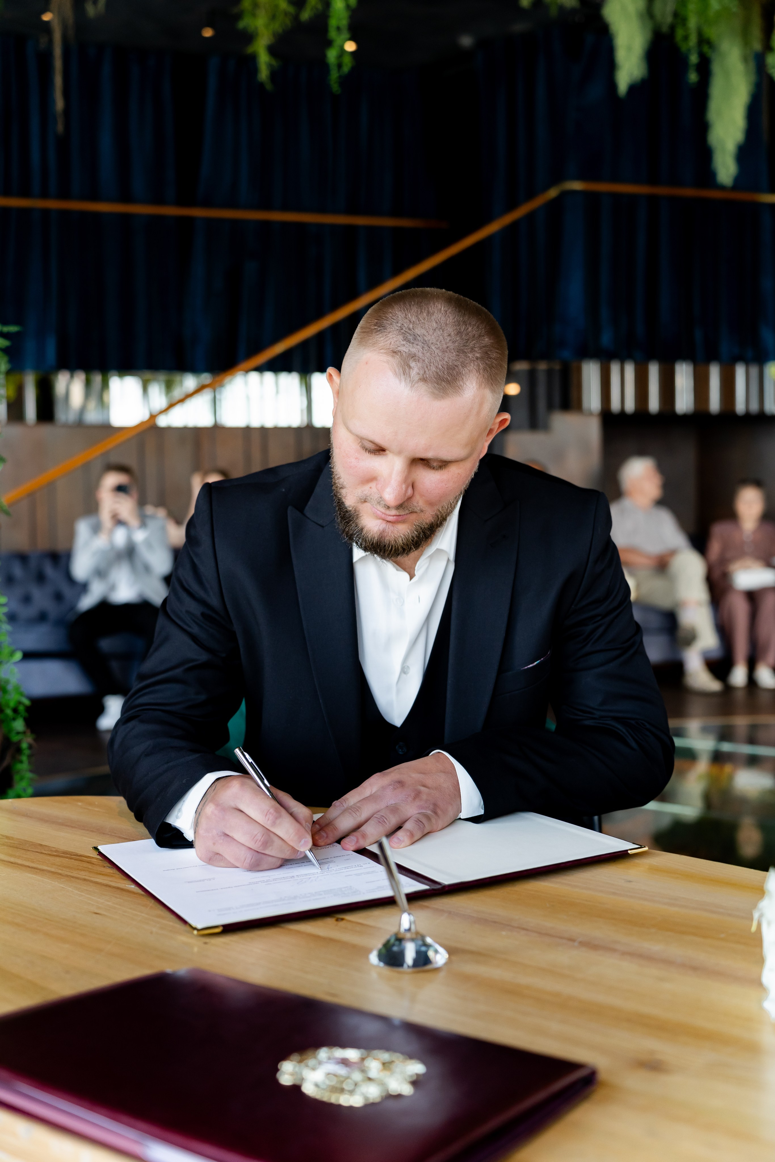 Свадебный фотограф на роспись в Москва-сити