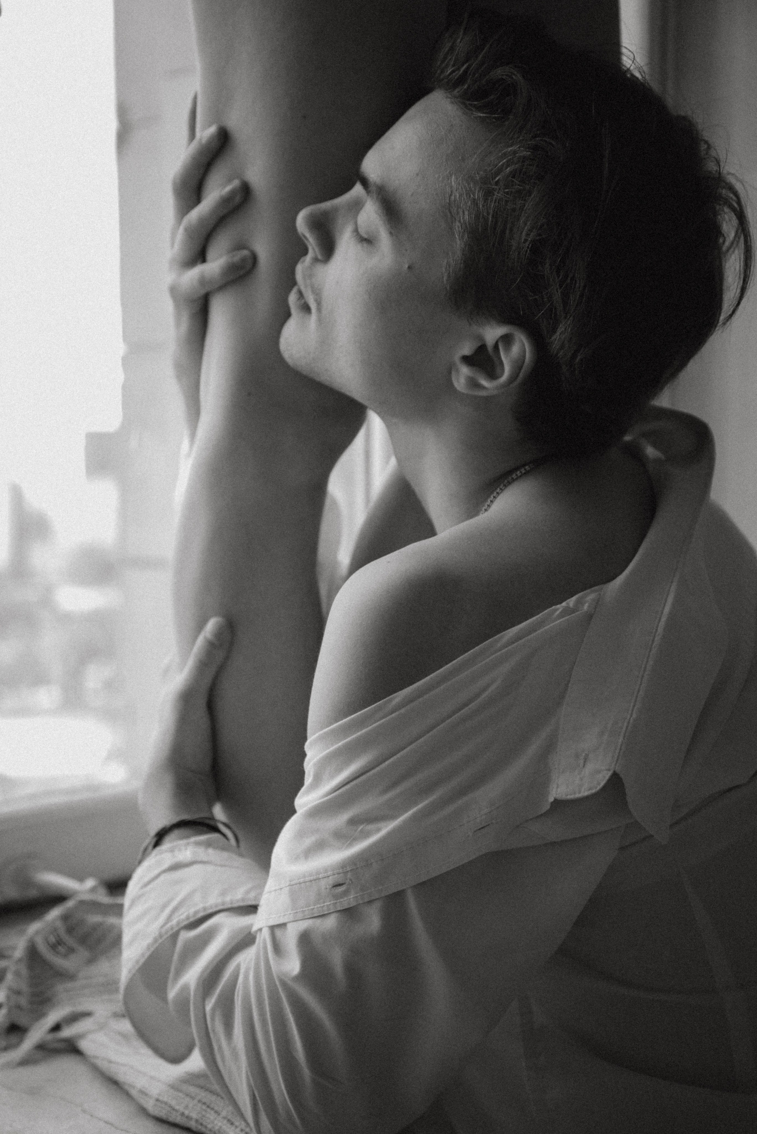 пара в спальне