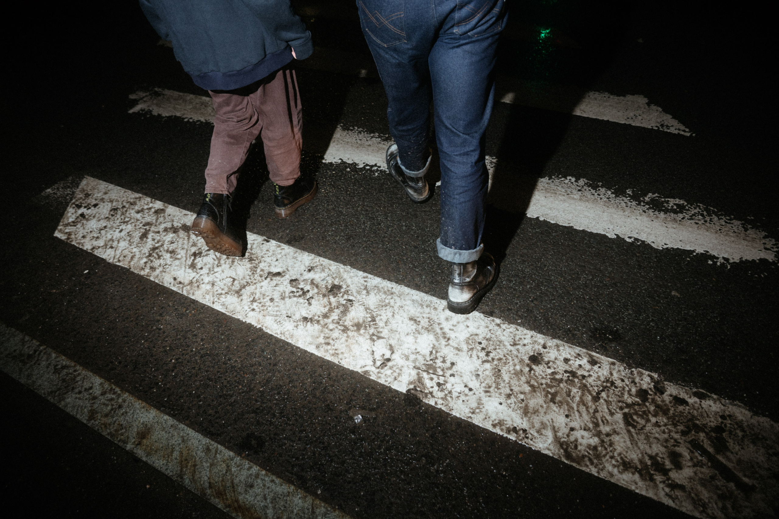 На улице, двое. Свадебное видео в Иваново и России