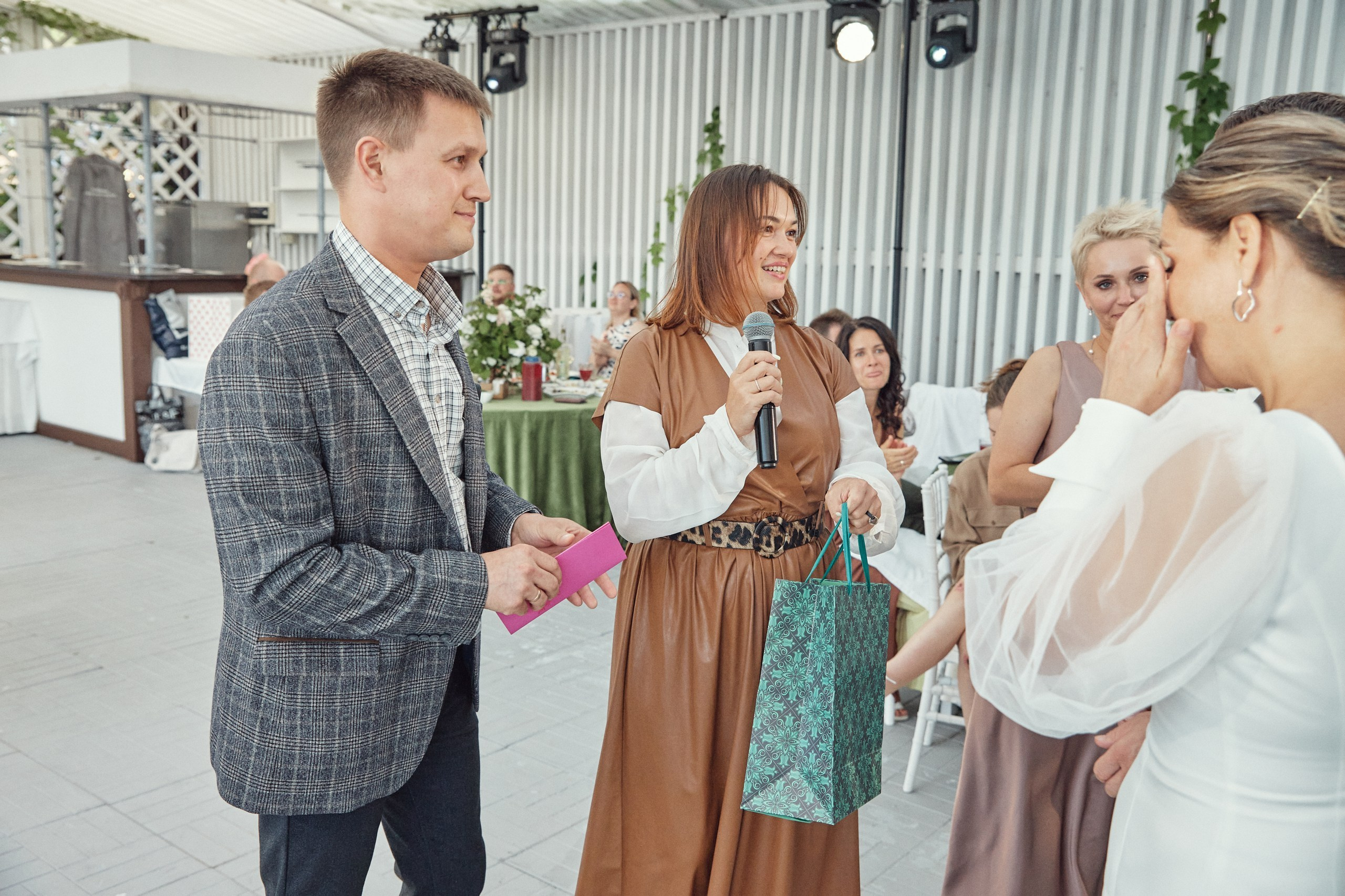 Счастье здесь. Свадебный фотограф Антон Артюшин. Работаю в Нижнем Новгороде и Москве