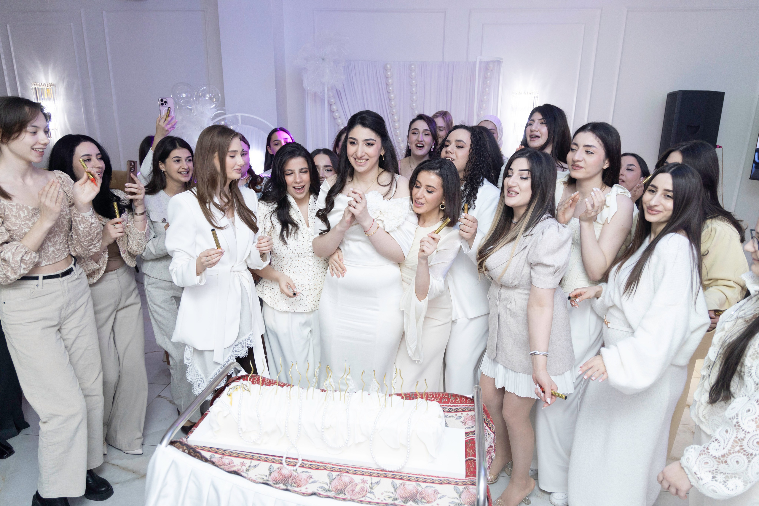 День Рождения 20 лет Ресторан «Менуа». Фотограф Olya Posnimay