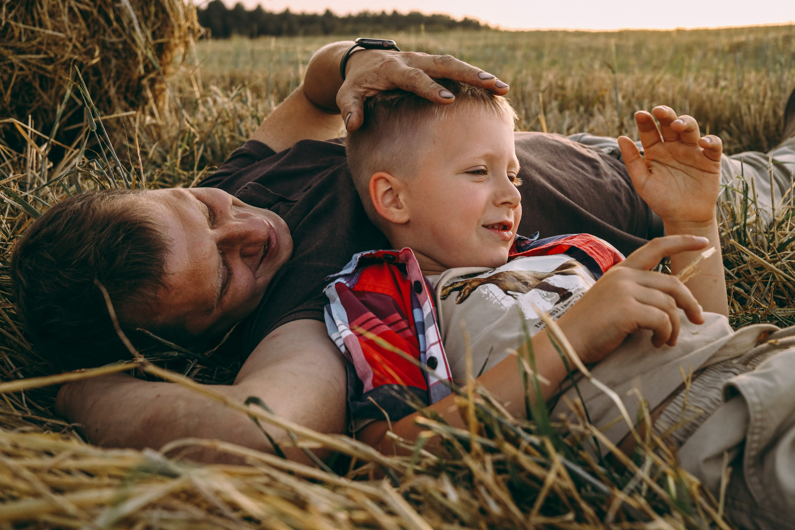 Семейная фотосессия в поле