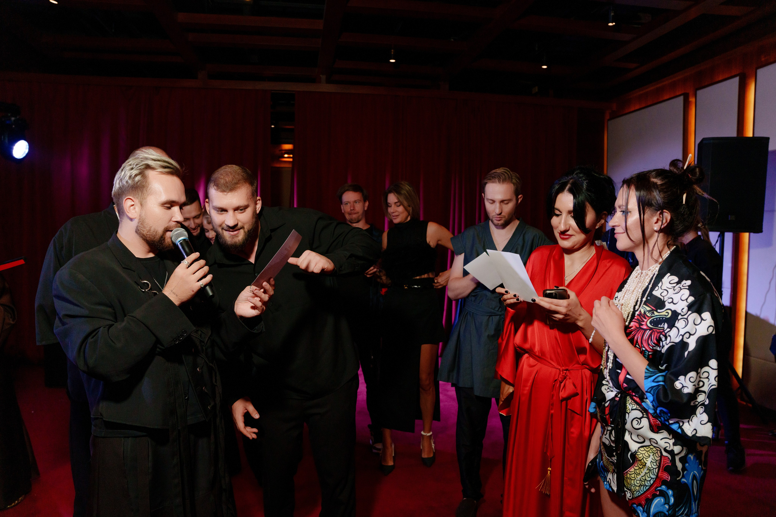 Репортажный фотограф на день рождения в ресторане KAI. Репортажный фотограф Москва Сергей Дружинин