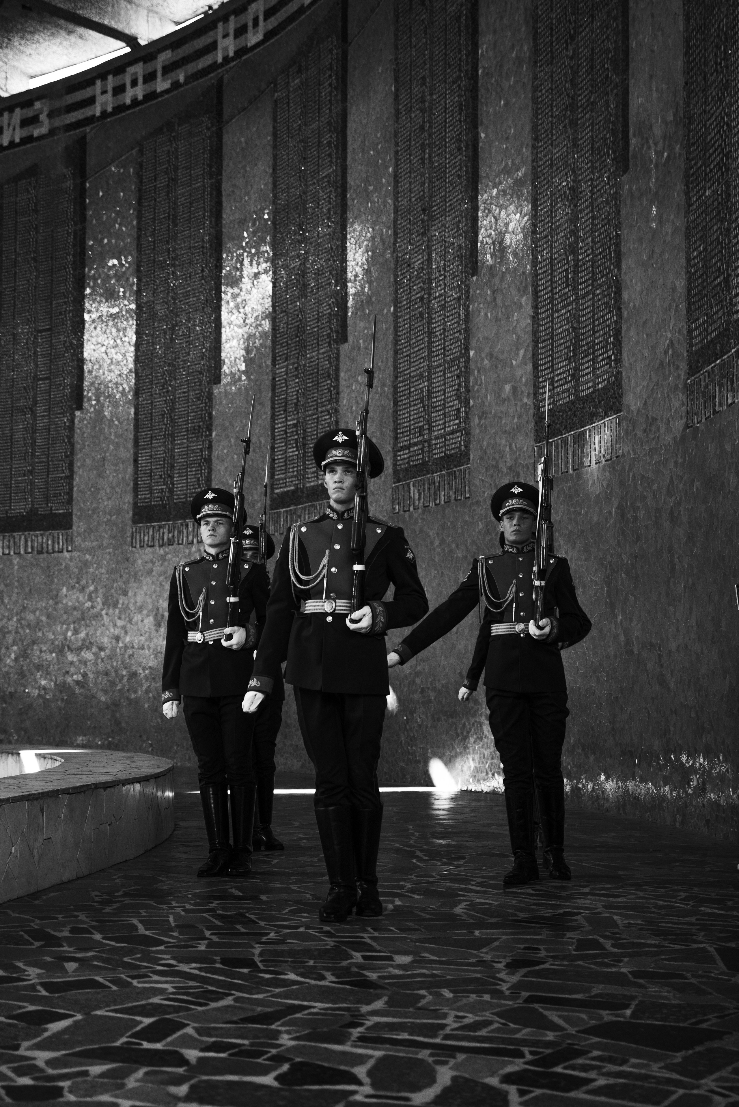 Смена караула на Мамаевом кургане. Свадебный, портретный фотограф в Волгограде Ермашова Дарья