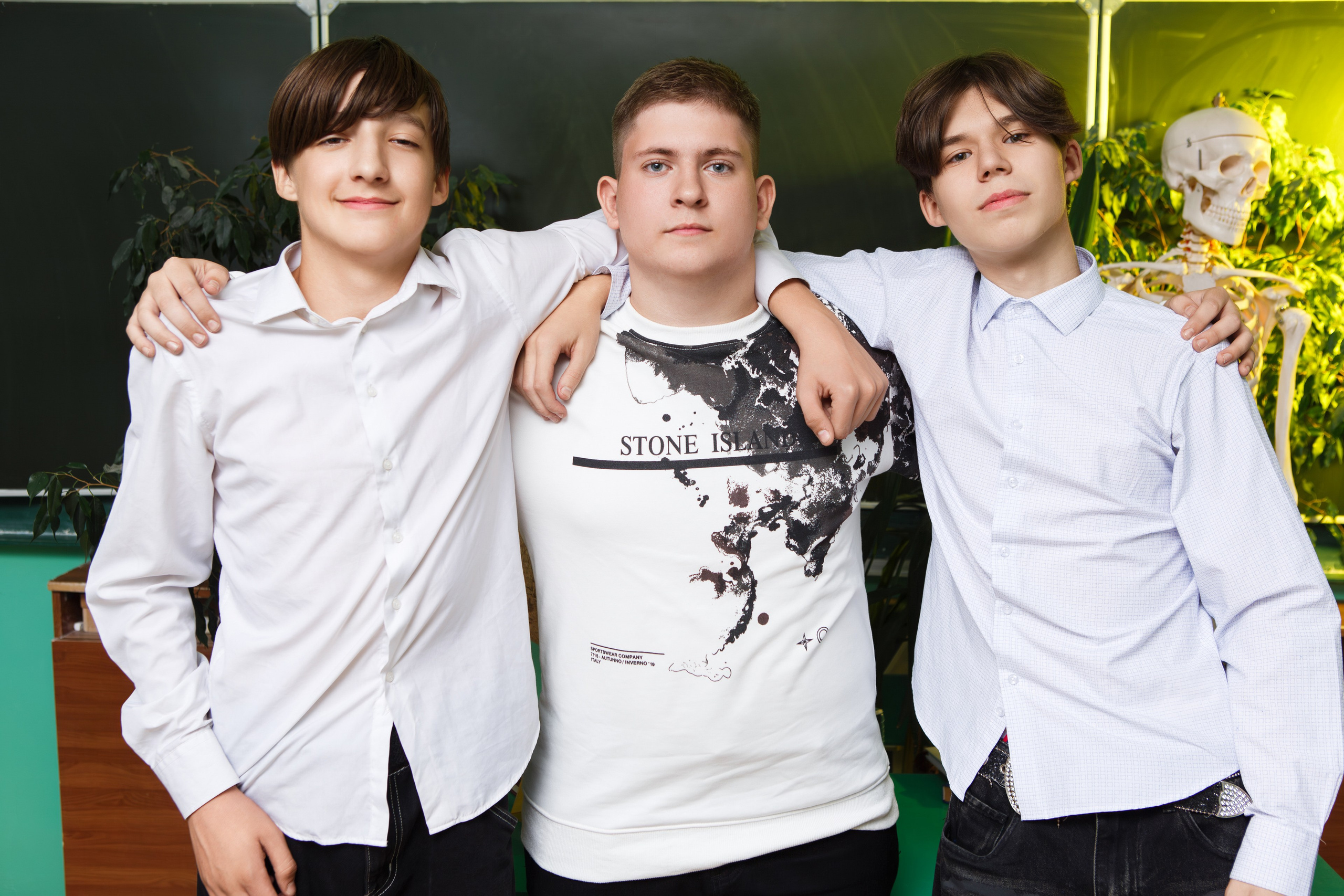 Групповая Фотосессия в Классе для Учеников 9 Классов | Твой Альбом Мценск. ТВОЙ АЛЬБОМ / ТВОИ ПРАВИЛА