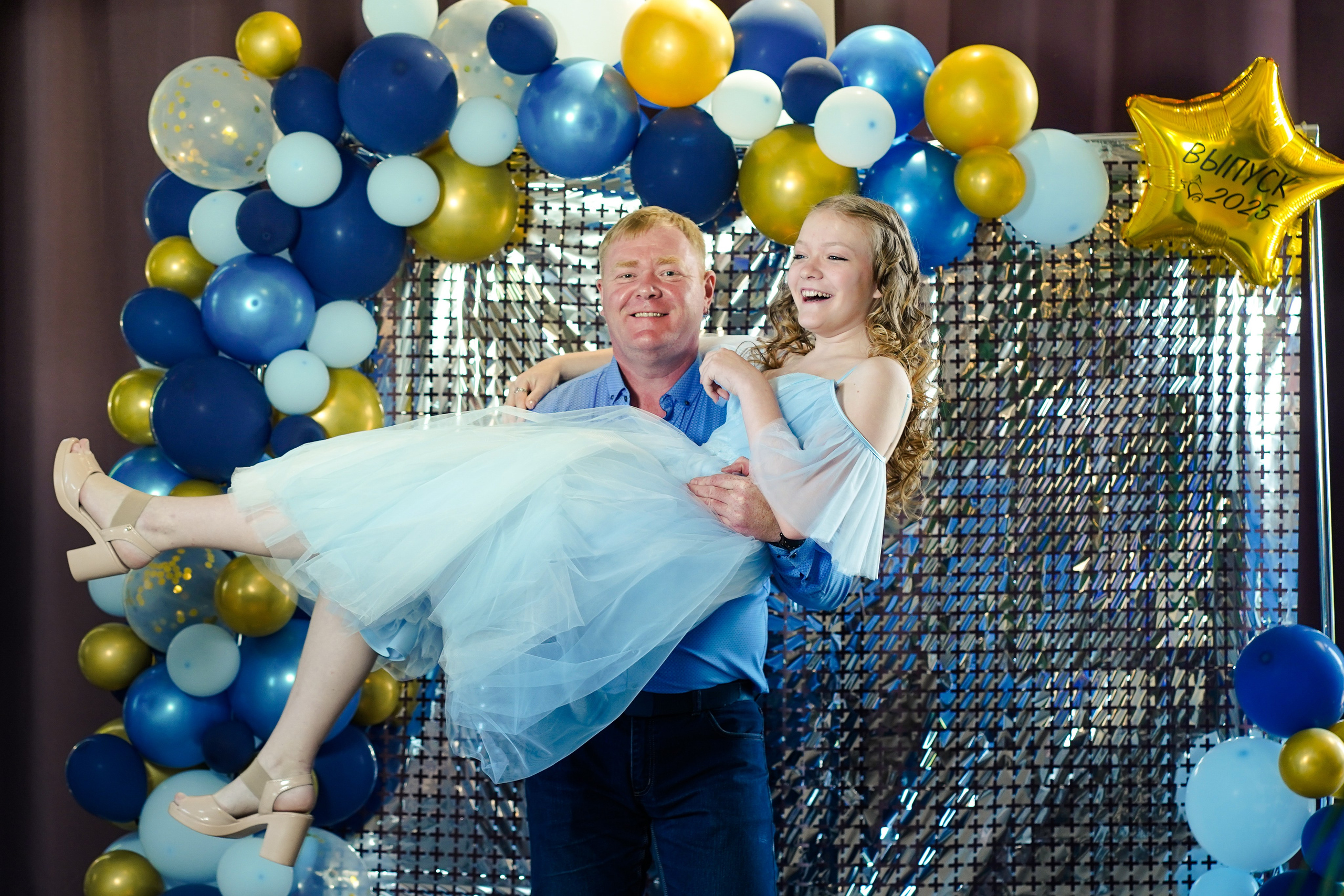 Выпускной вечер, гимназия № 40, 9 класс. Семейный и портретный фотограф в Екатеринбурге Анна Лобанова