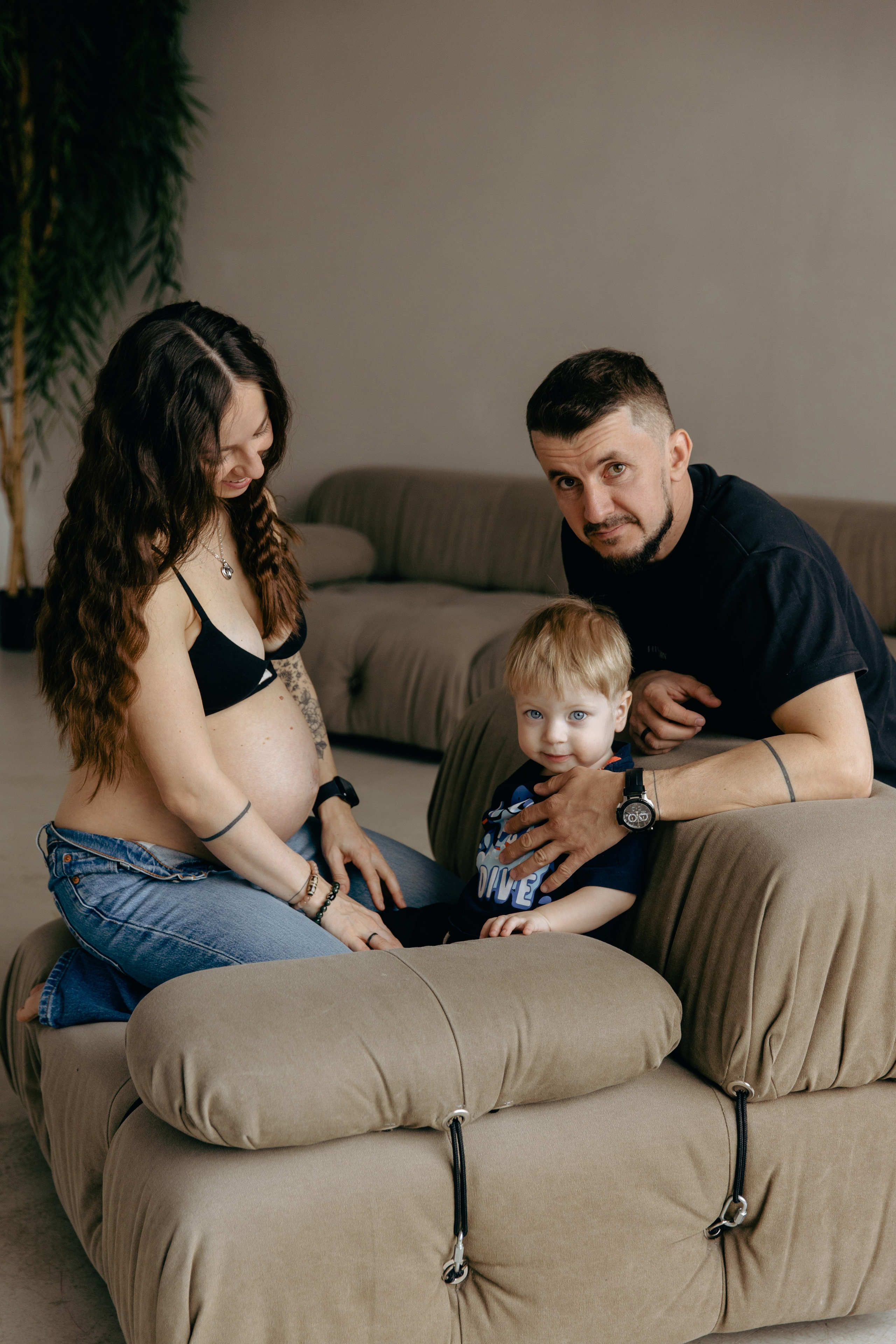 KOLYA+ULYA+MISHA. Аня Нагайцева фотограф в Томске, семьи, портреты, контент