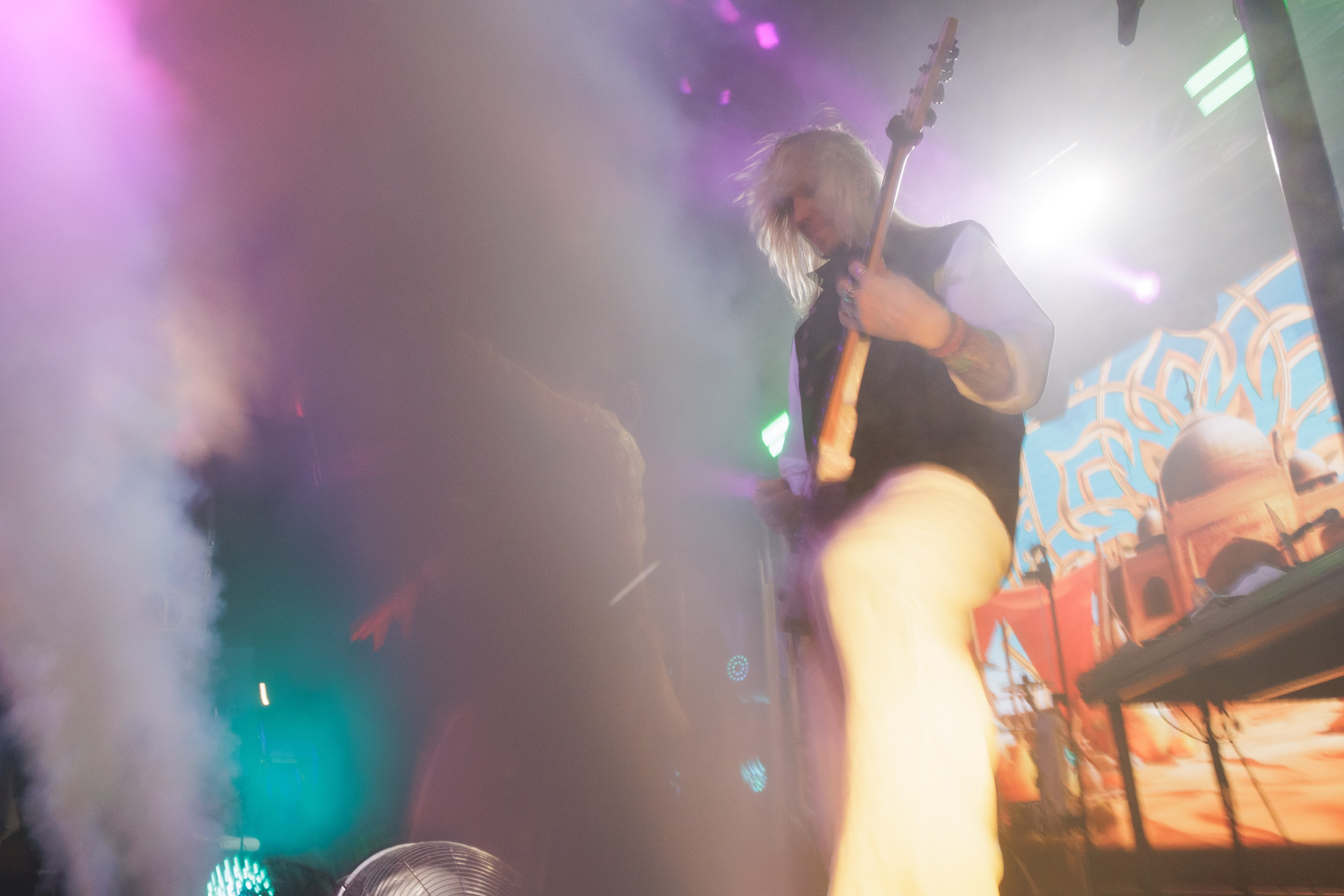 SQWOZ BAB. Ярославль. 2026. Фотограф Ярославль | Репортаж | Александр Мелюшин