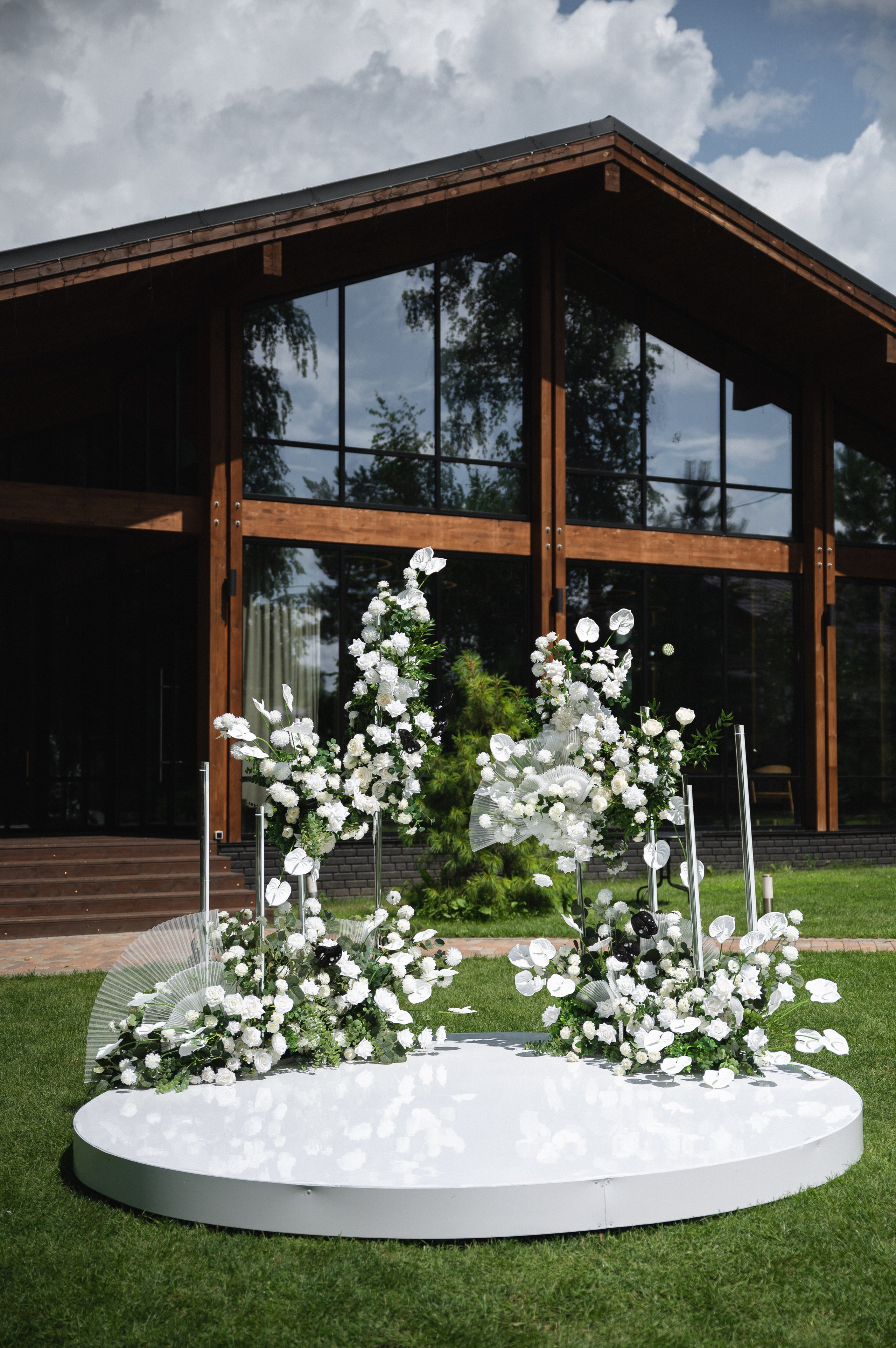 Артём и Софья, Lesnoy Village. Свадебный фотограф Наталья Доронина