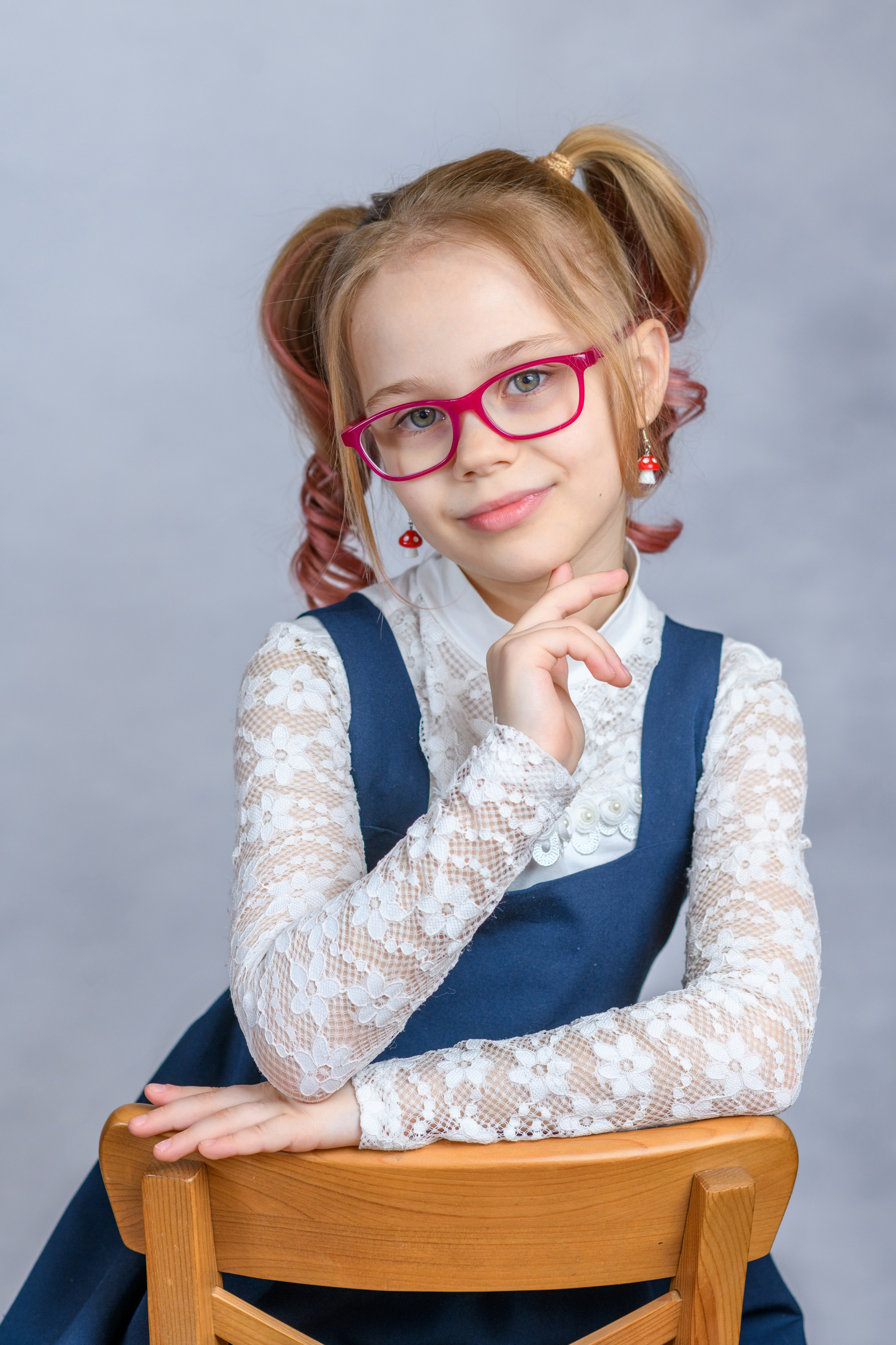 Начальная школа. Портреты на фоне. Первенцева Елена. Школьный фотограф в Москве и МО
