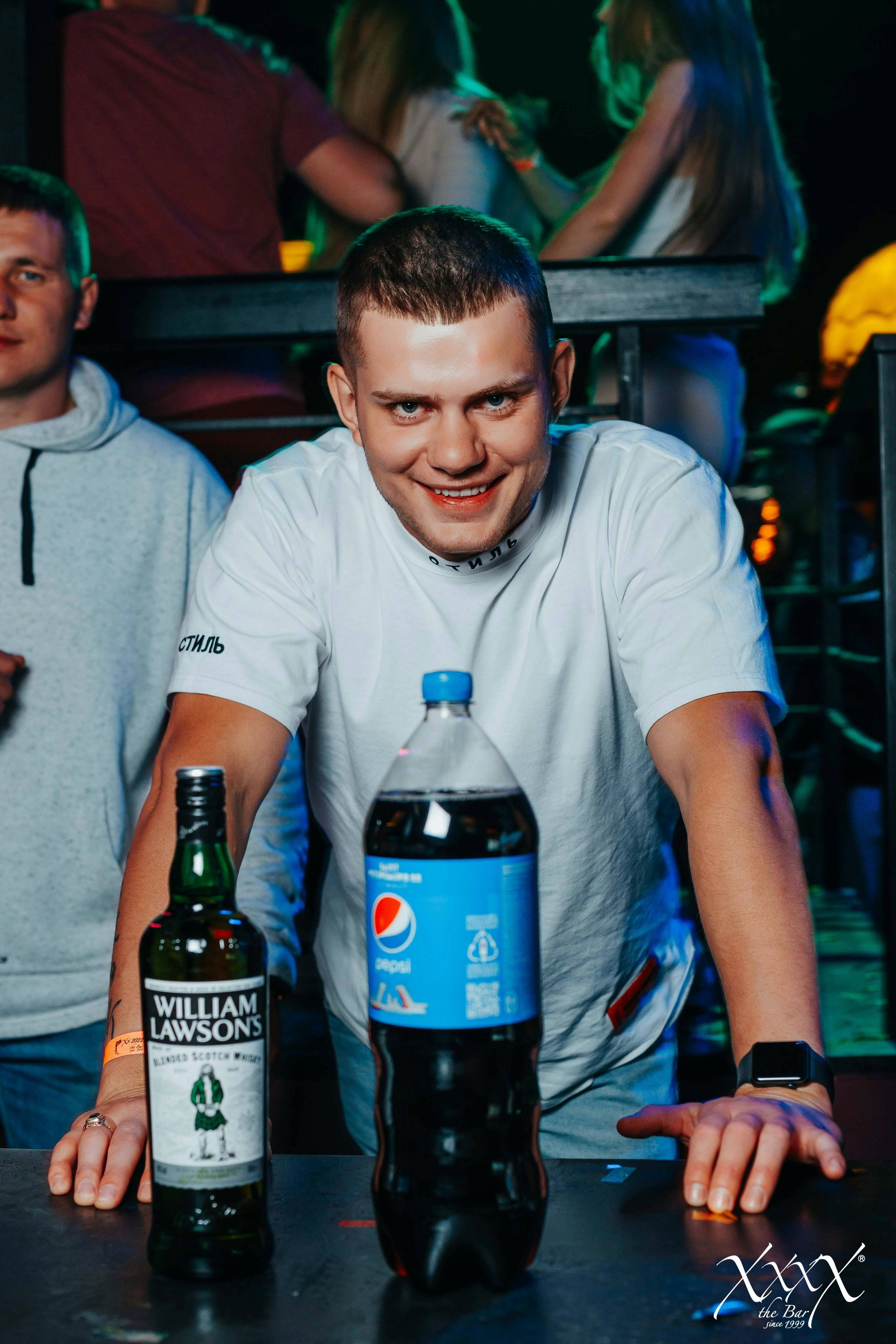 The bar XXXX. Репортажный (Event) фотограф в Барнауле | Даниил Маркин | Качество и вайб