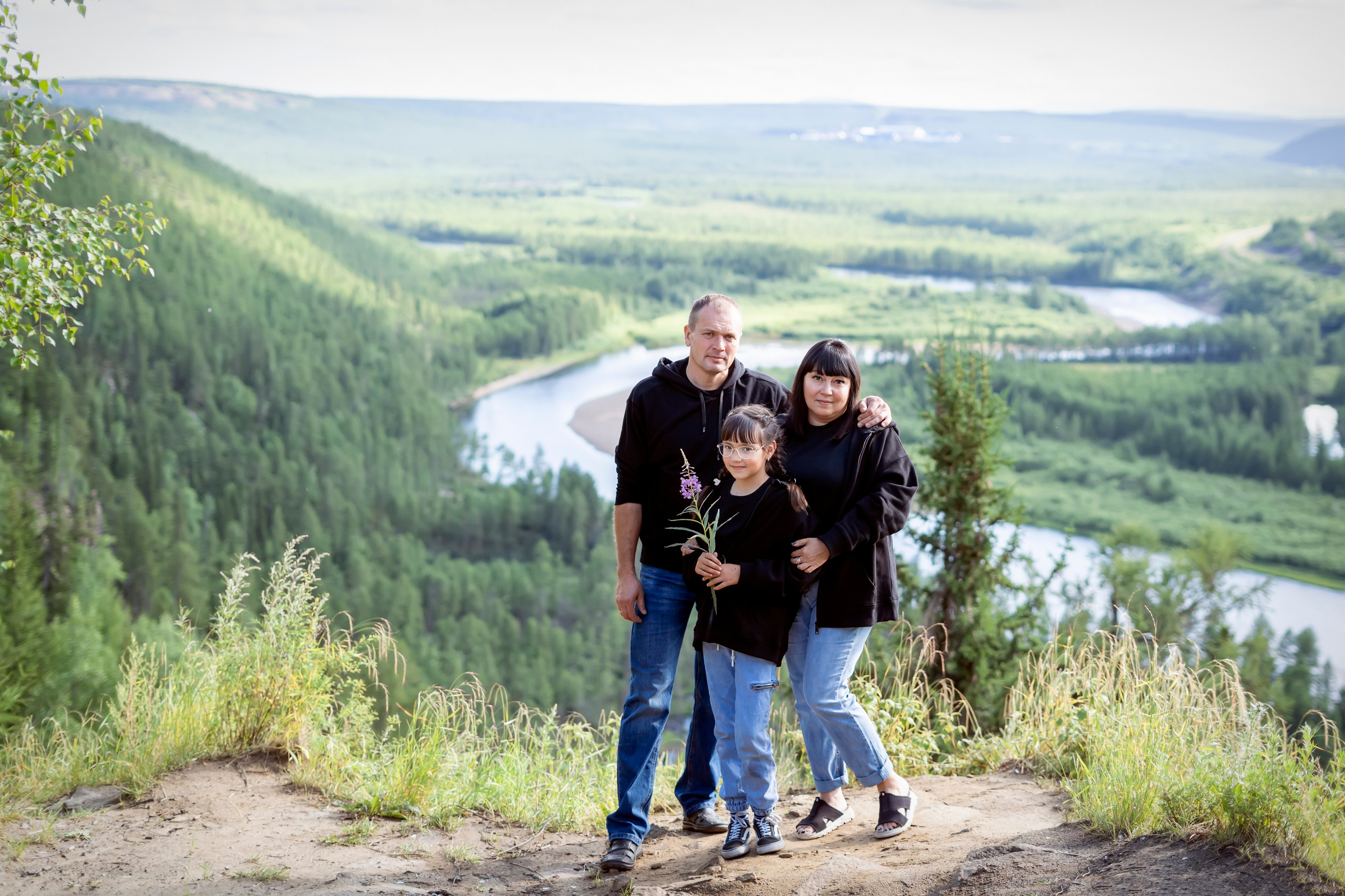Летняя прогулка на АЯМовской скале. Семейный и детский фотограф в Хабаровске Анна Гриневич