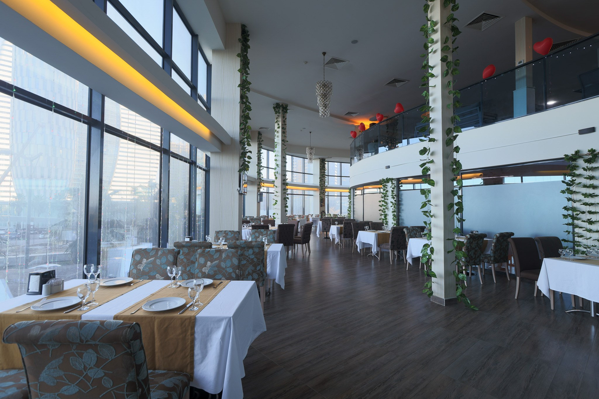 SKY TOWER (METRO CITY). Режиссёр, клипмейкер, фотограф — Андрей Охота