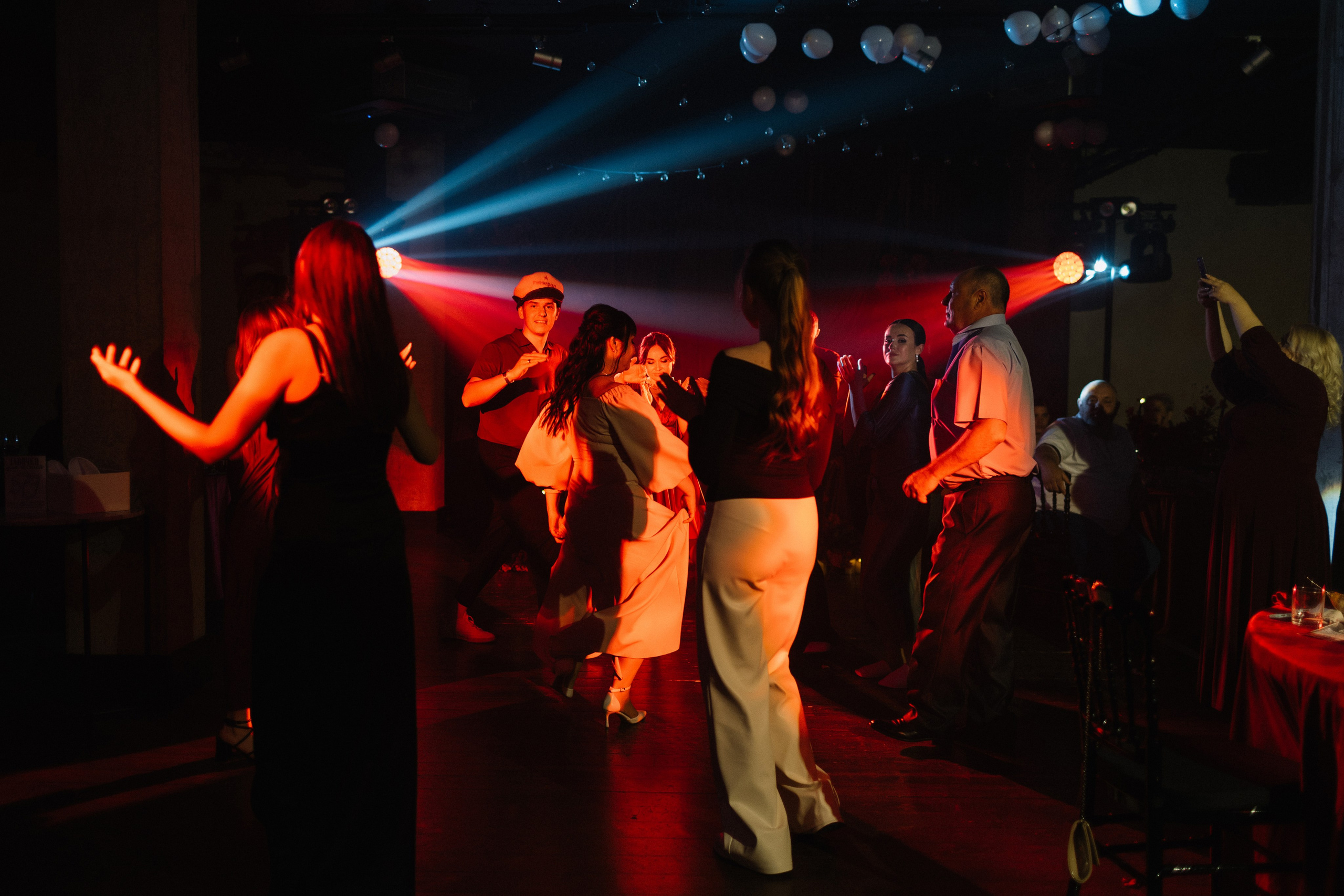 Red ahd love. Свадебный фотограф в Краснодаре Булатова Наталия