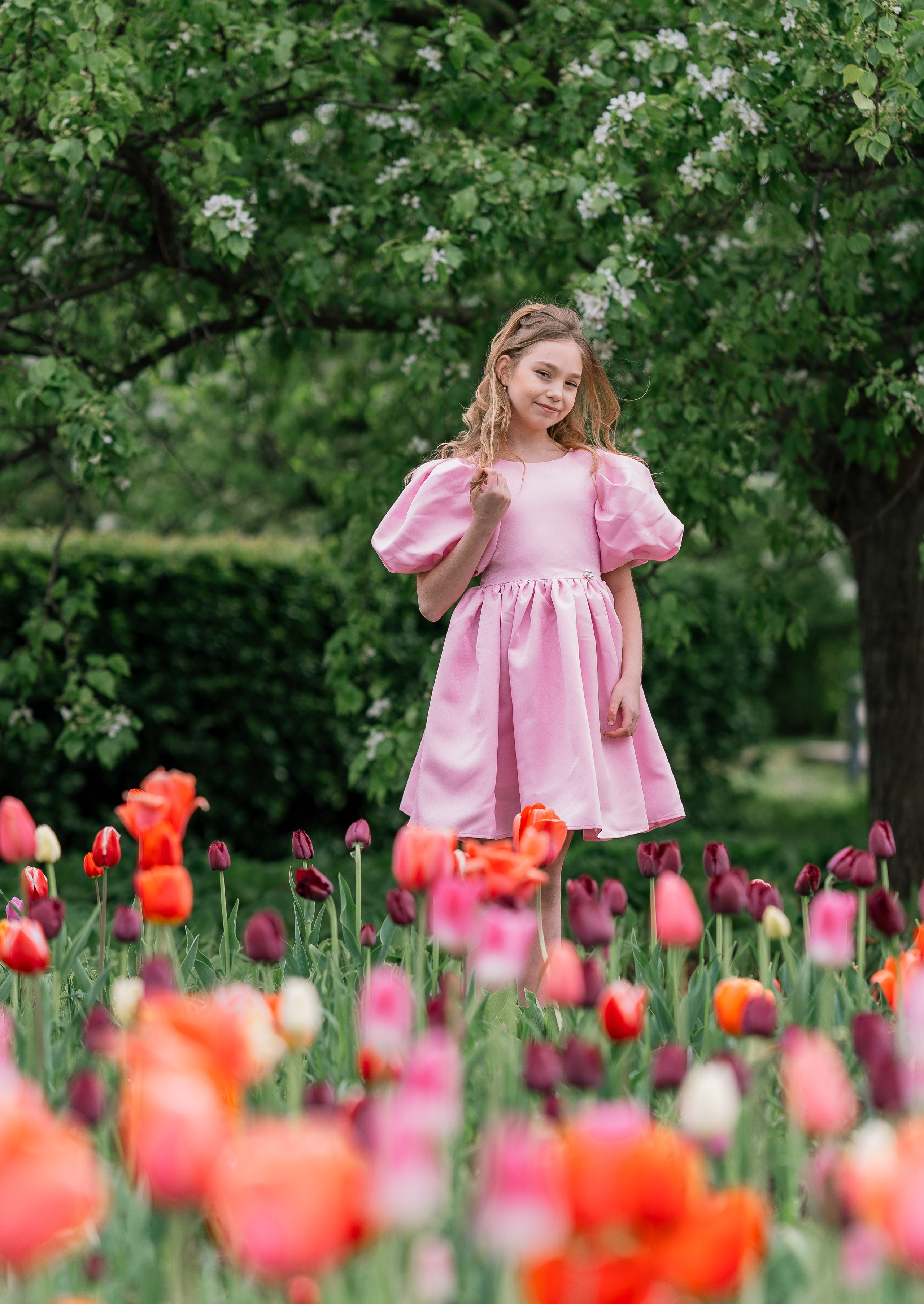 Настя. Белые яблони. Семейный и контент фотограф в Москве Алёна Сливка