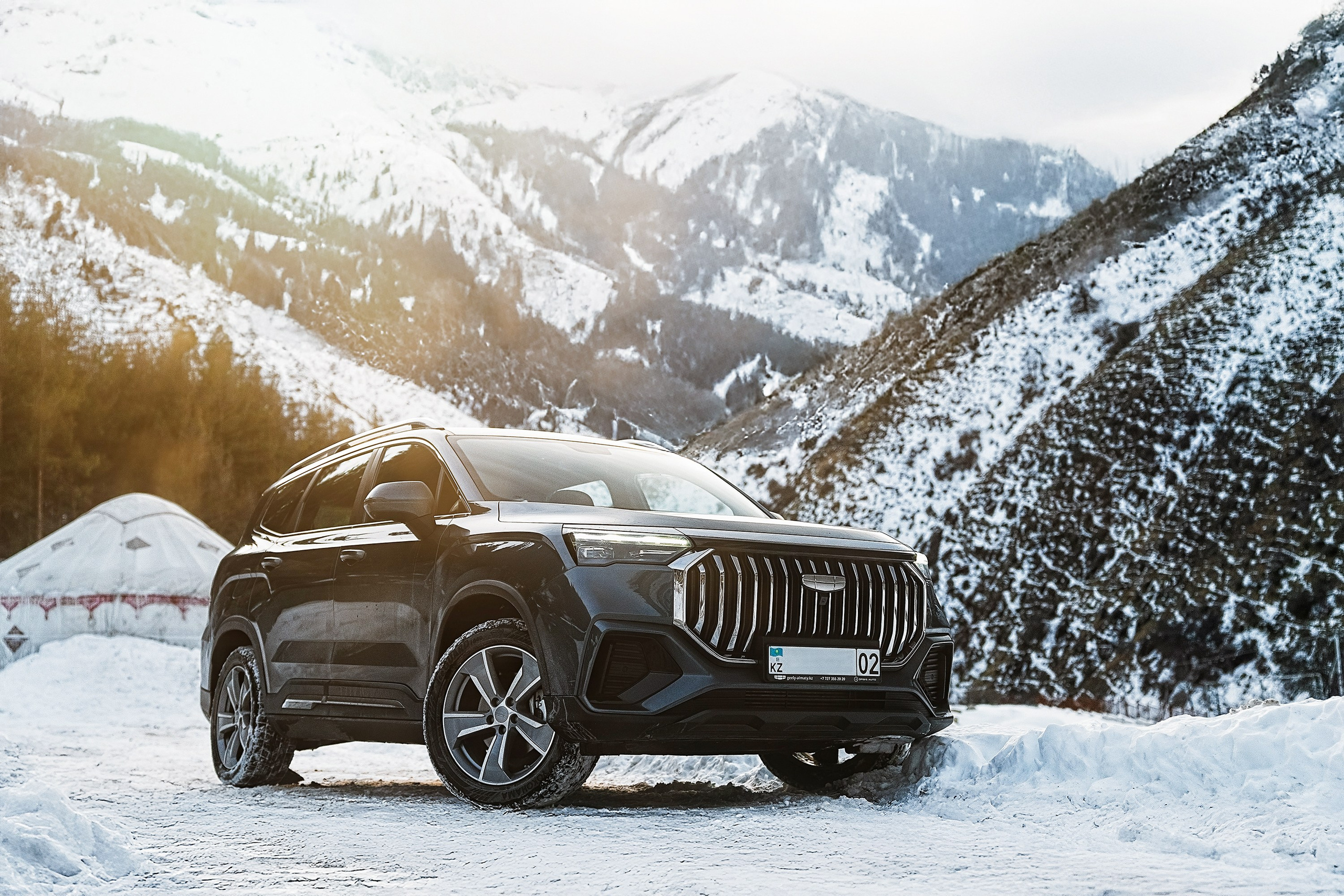 Geely Okavango 2024 (зима). Рекламный и портретный фотограф в Алматы, обучение для фотографов — Равиль Абушаев