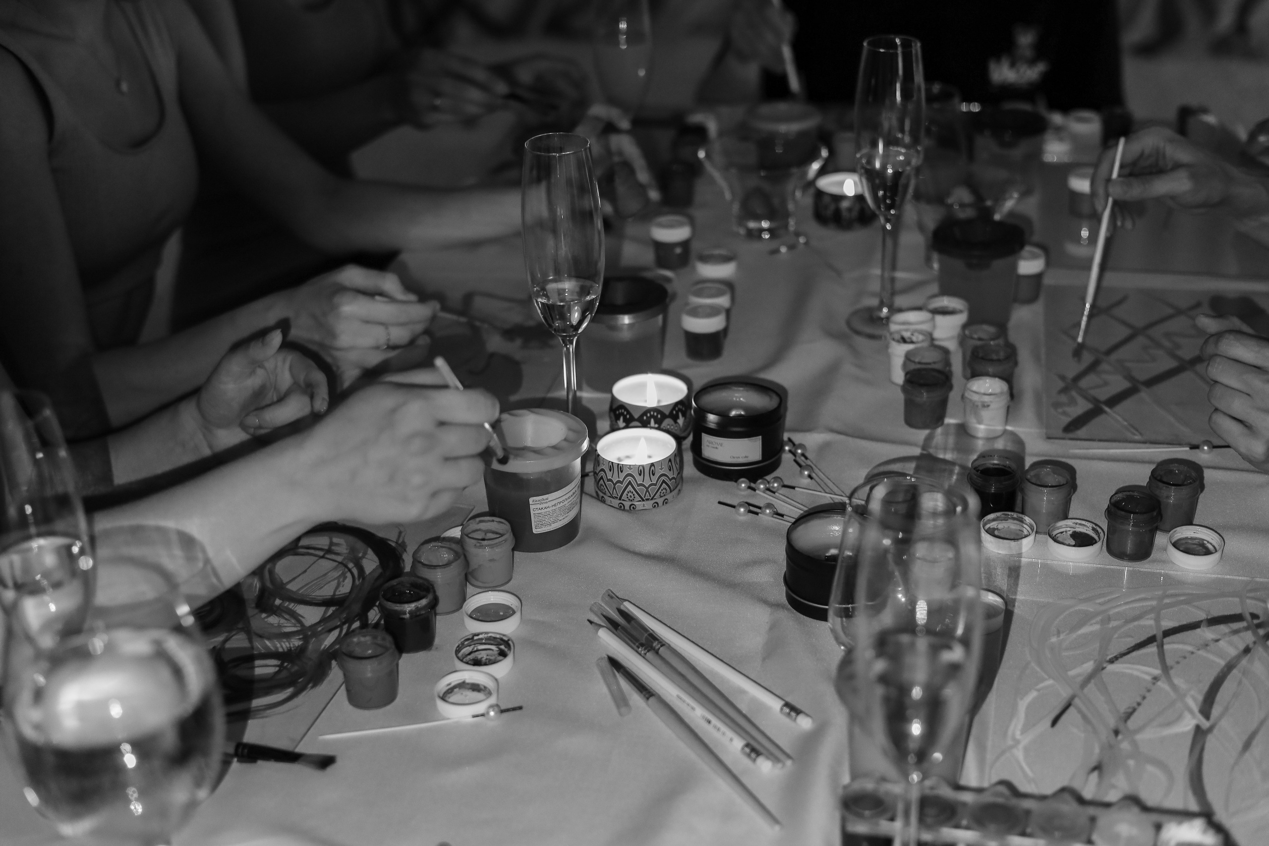 Арт-терапия + аэройога. Фотограф Надршина Лилия