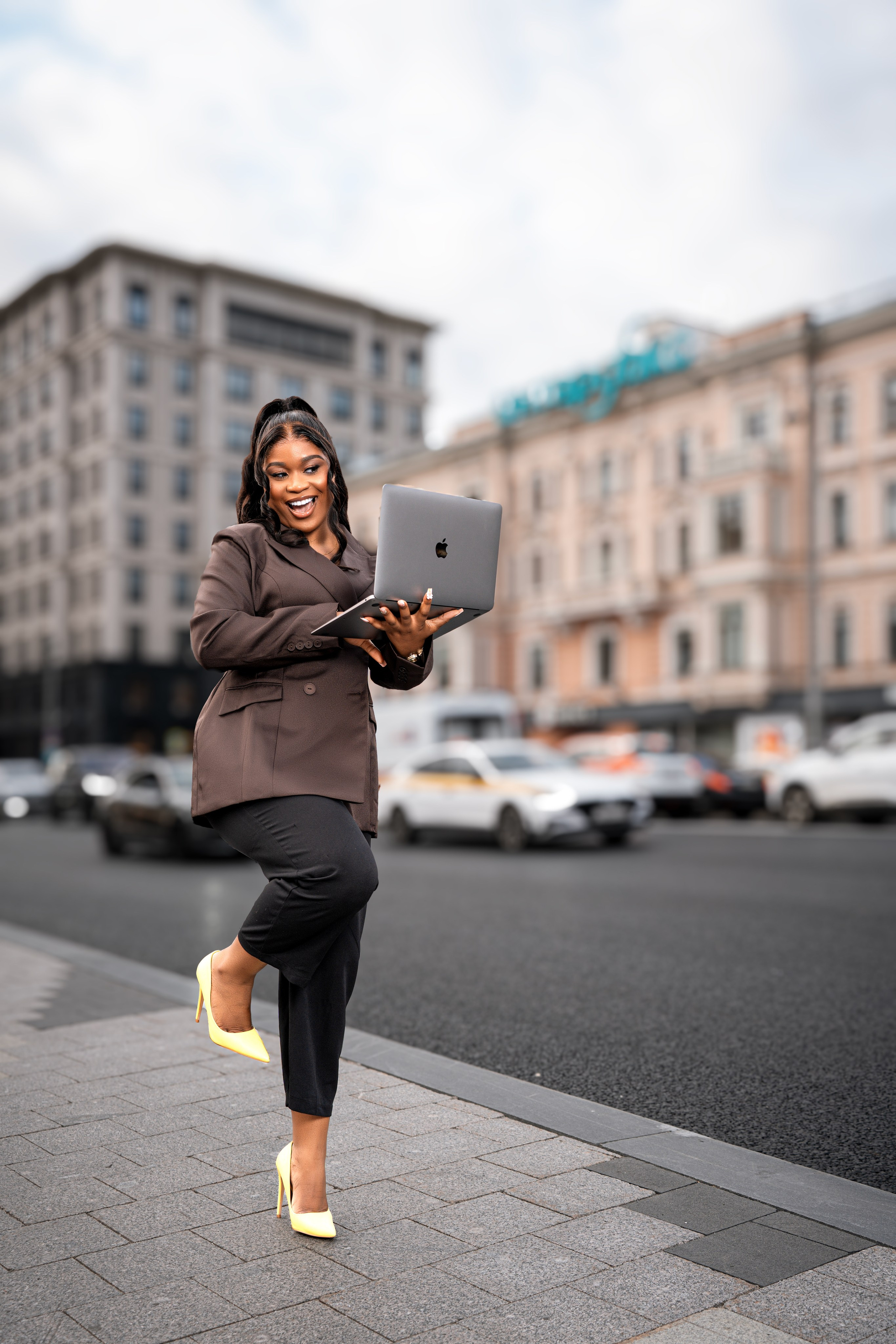 Coorporate Photoshoot. Photographer based in moscow Peter Tchana