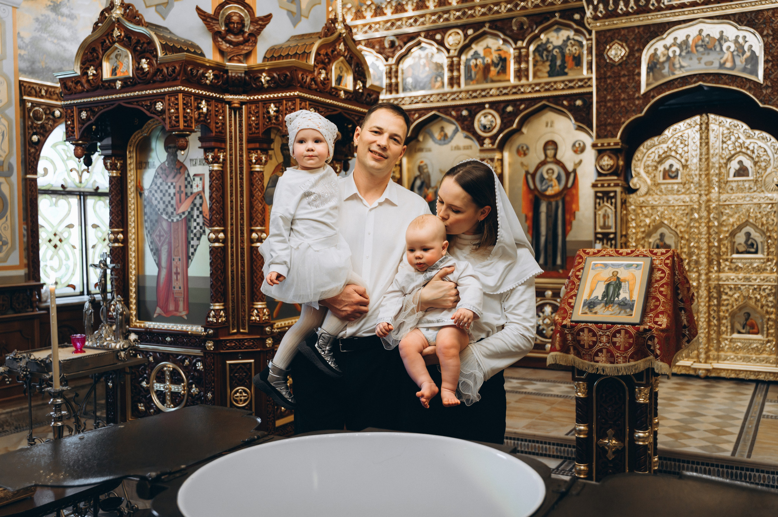 Крещение Фёдора (Храм Всех Святых) криптовый. Семейный фотограф в Минске Дарья Дреко