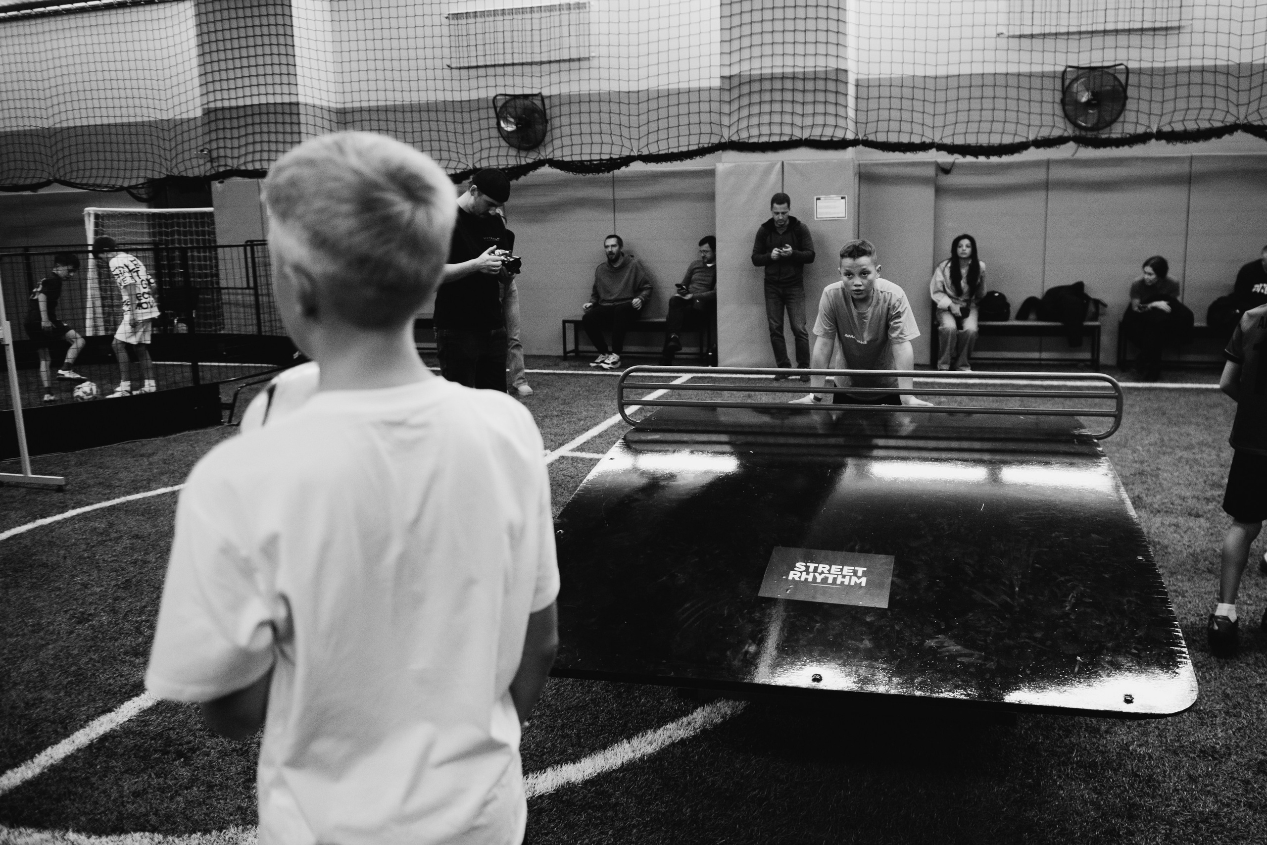 Турнир по футбольному фристайлу, панне и теннисболу