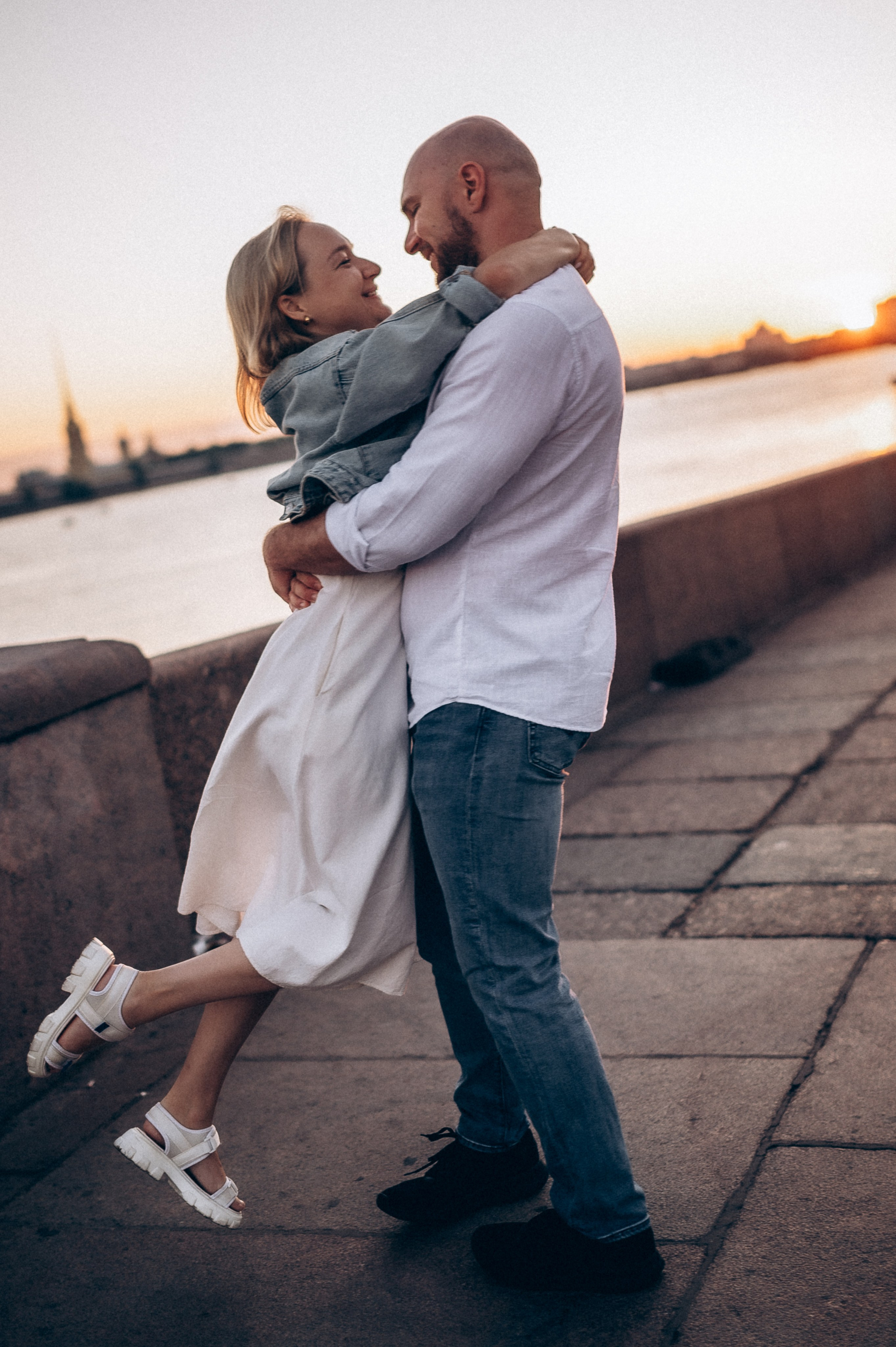 Лав стори Питер на рассвете. Фотограф ПИТЕР СПБ Надежда Баранова