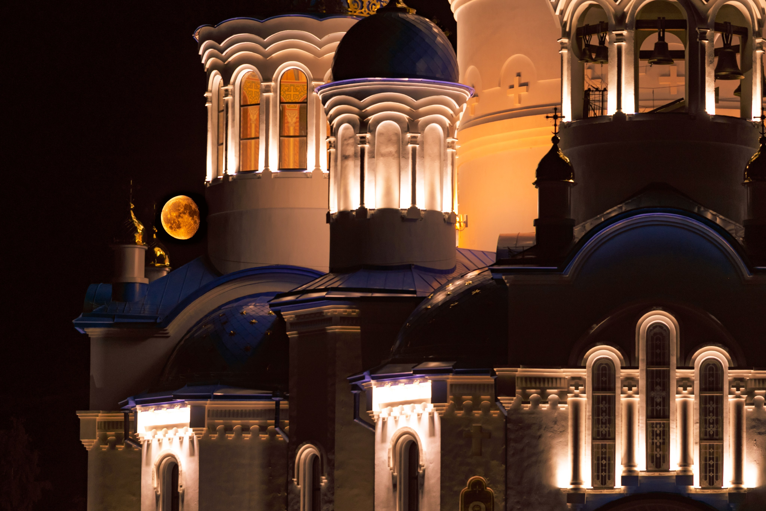 Город в ночи. Фотограф Елена Вишневская (Ушакова) Нефтеюганск, Сургут, Тюмень