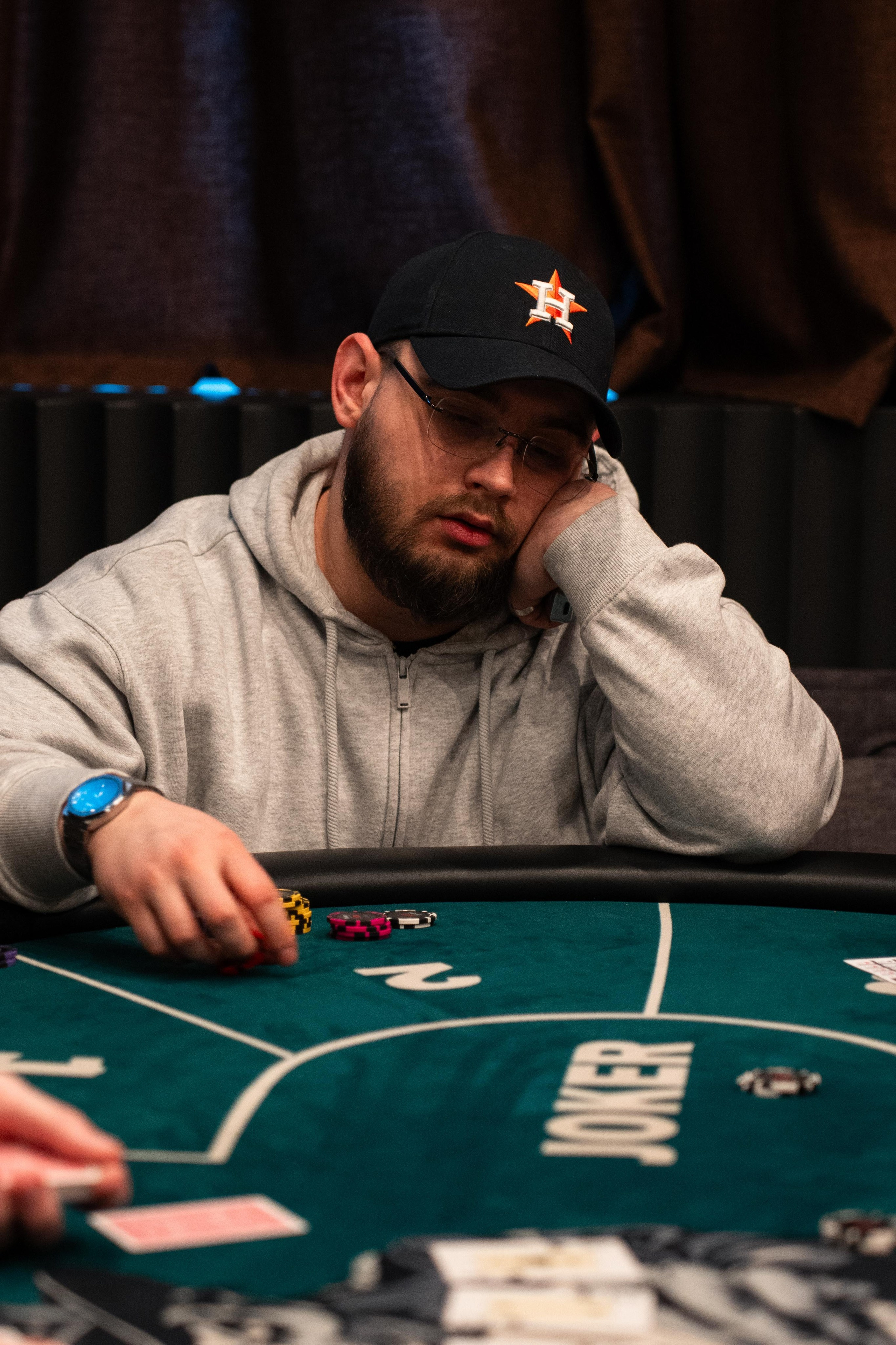 Joker Poker Club 01.03.2026. Коммерческий и художественный фотограф и видеограф в Москве Арсений Тургенев