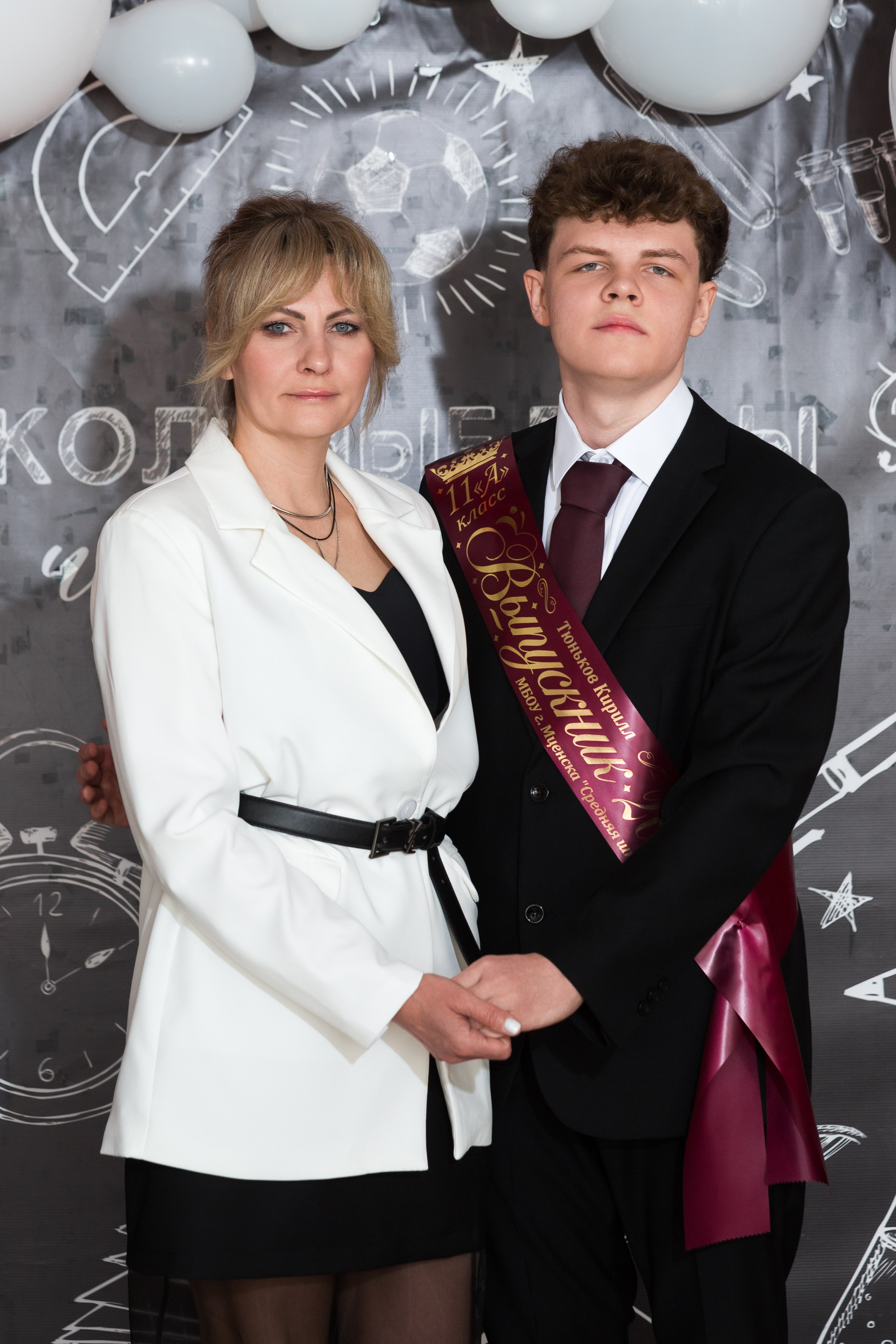 ФОТОСЕССИЯ С РОДИТЕЛЯМИ «ПОСЛЕДНИЙ ЗВОНОК — 2025» 9 ШКОЛА Г.МЦЕНСК. Профессиональный фотограф в Мценске и Орловской области